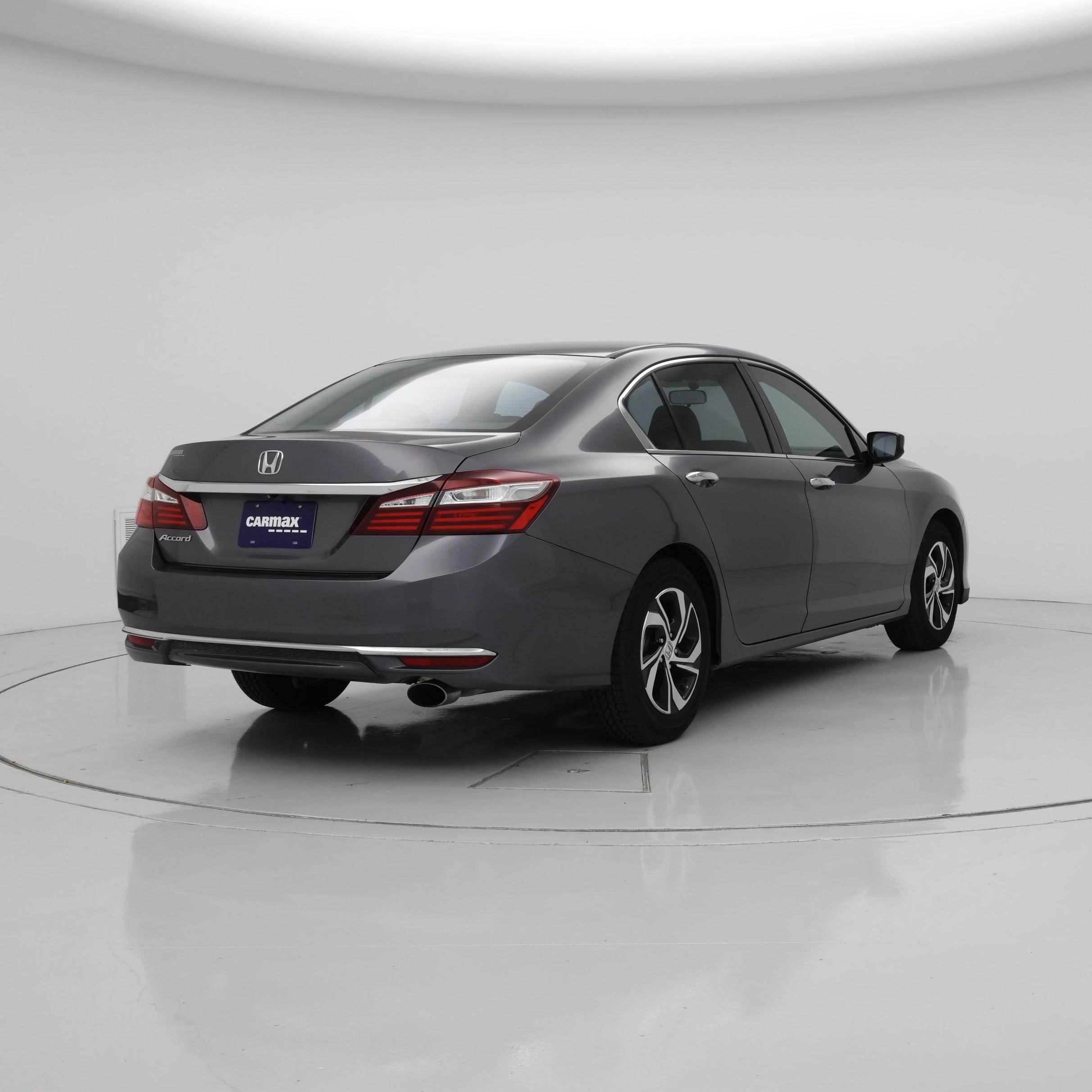 Thumbnail: 2017 Honda Accord - 8