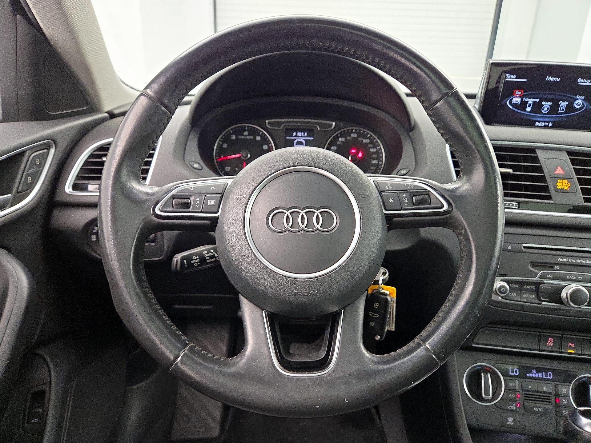 Thumbnail: 2017 Audi Q3 - 10