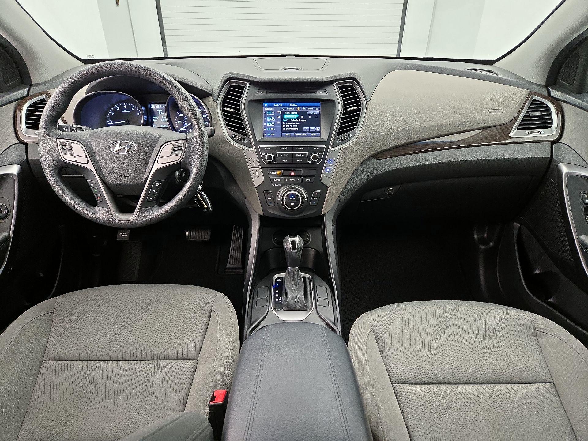 Thumbnail: 2017 Hyundai Santa Fe - 9