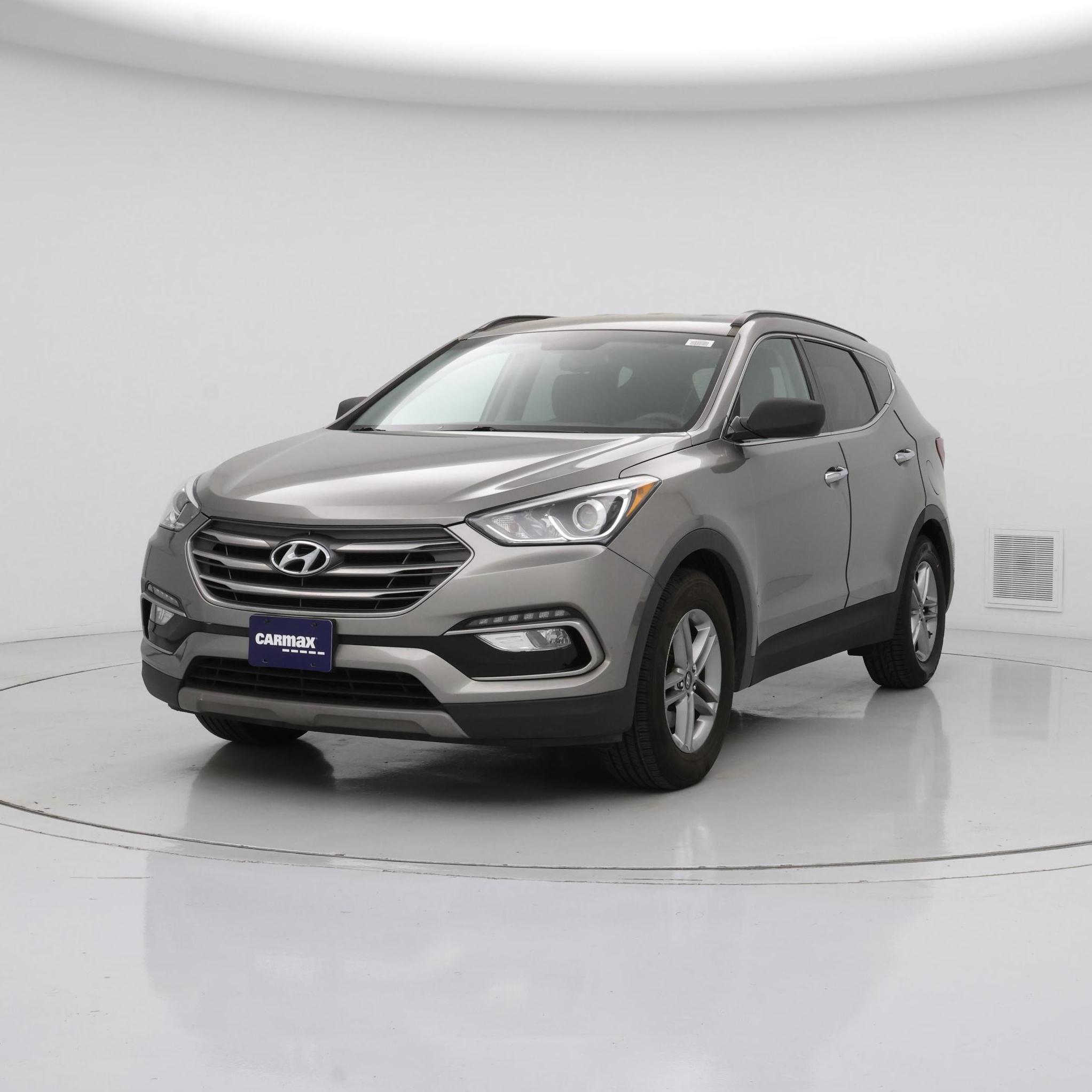 Thumbnail: 2017 Hyundai Santa Fe - 4