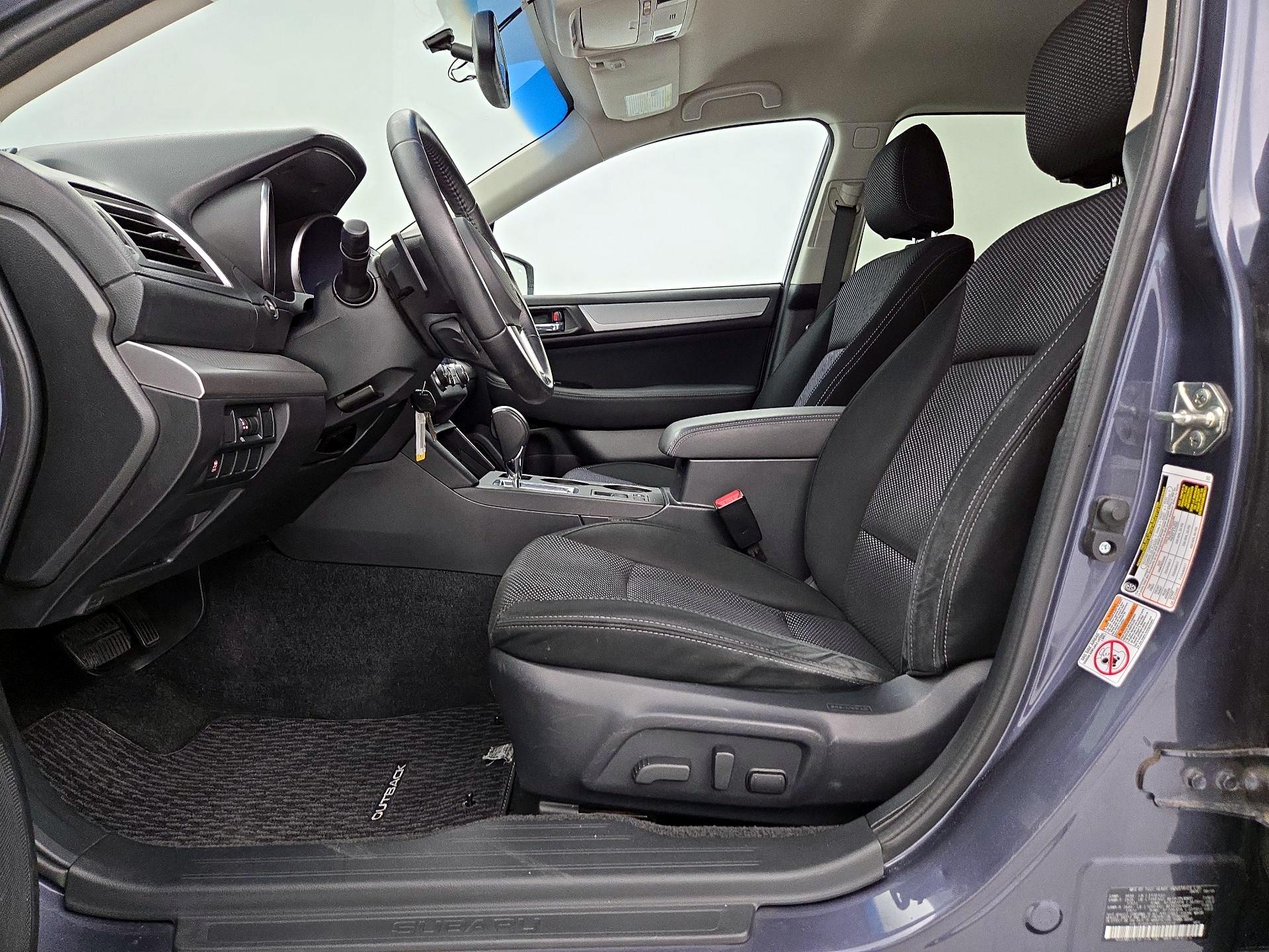 Thumbnail: 2015 Subaru Outback - 11