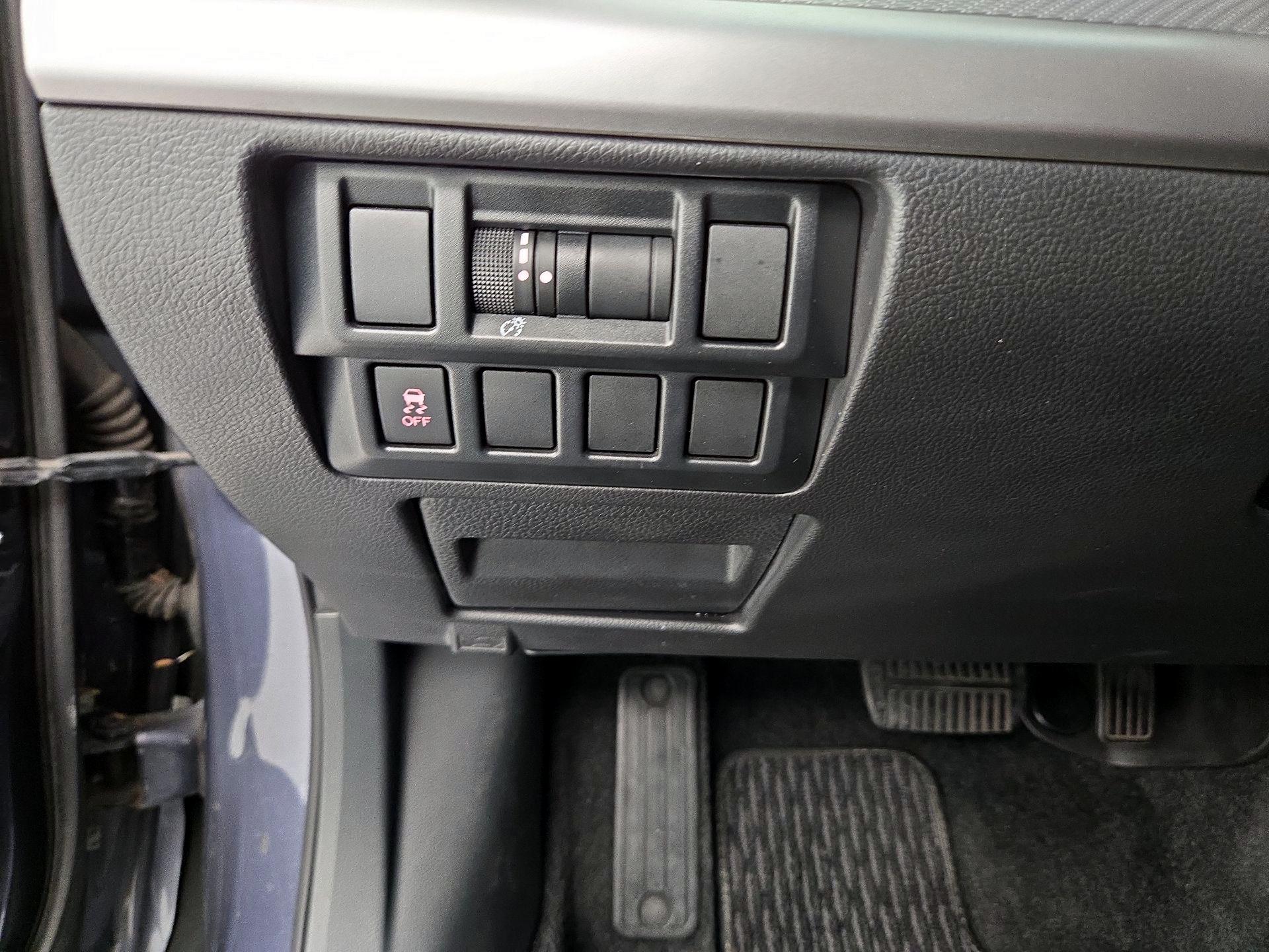 Thumbnail: 2015 Subaru Outback - 13
