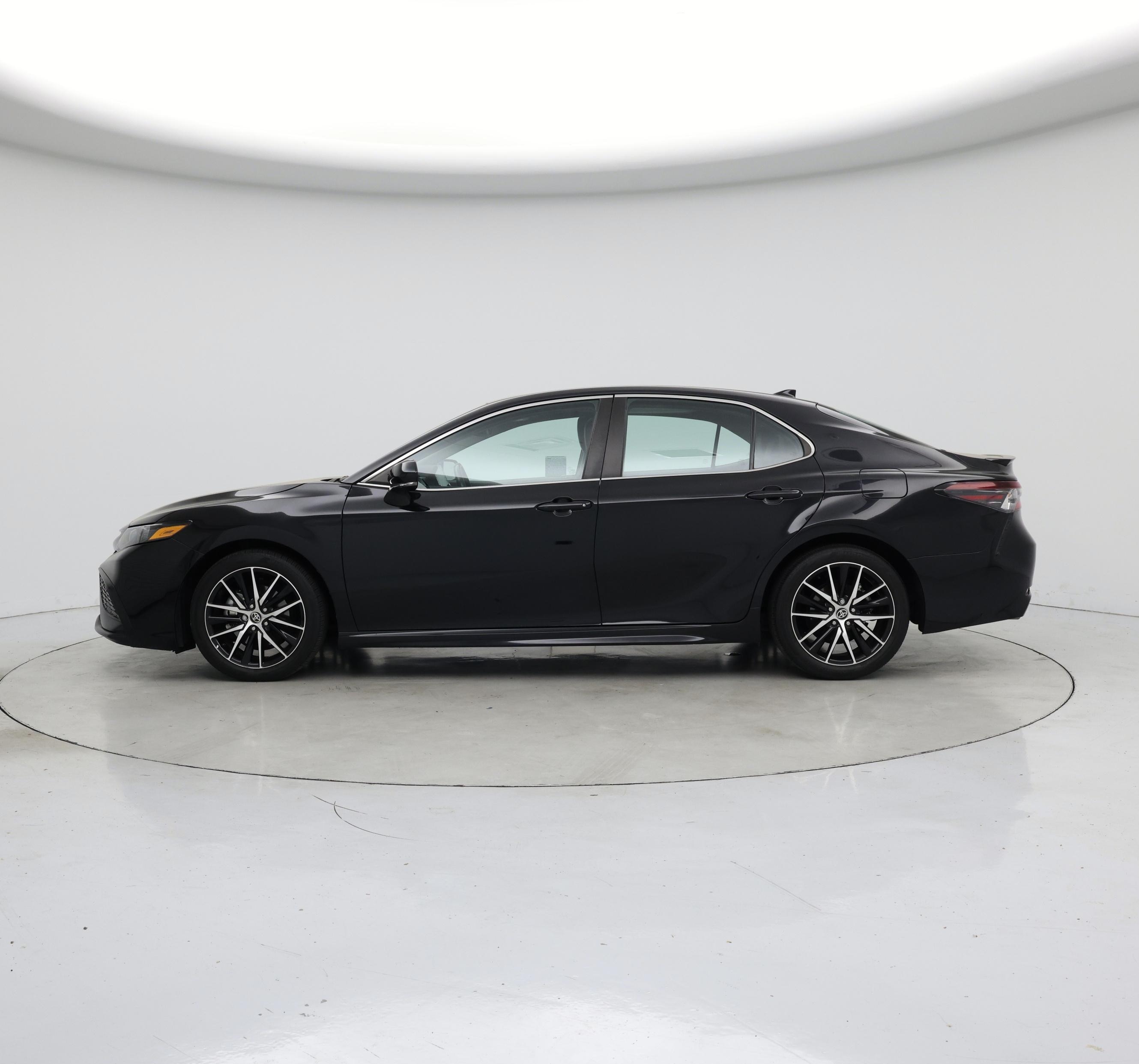 Thumbnail: 2023 Toyota Camry - 3