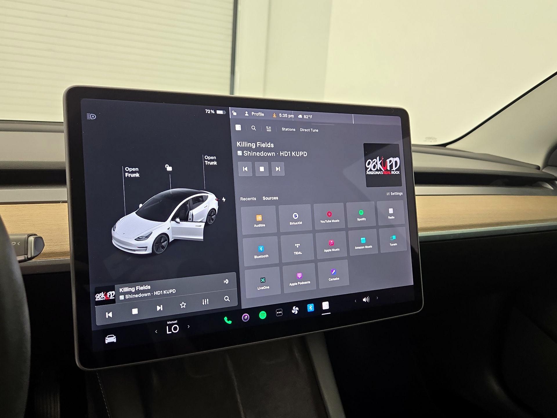 Thumbnail: 2021 Tesla Model 3 - 15