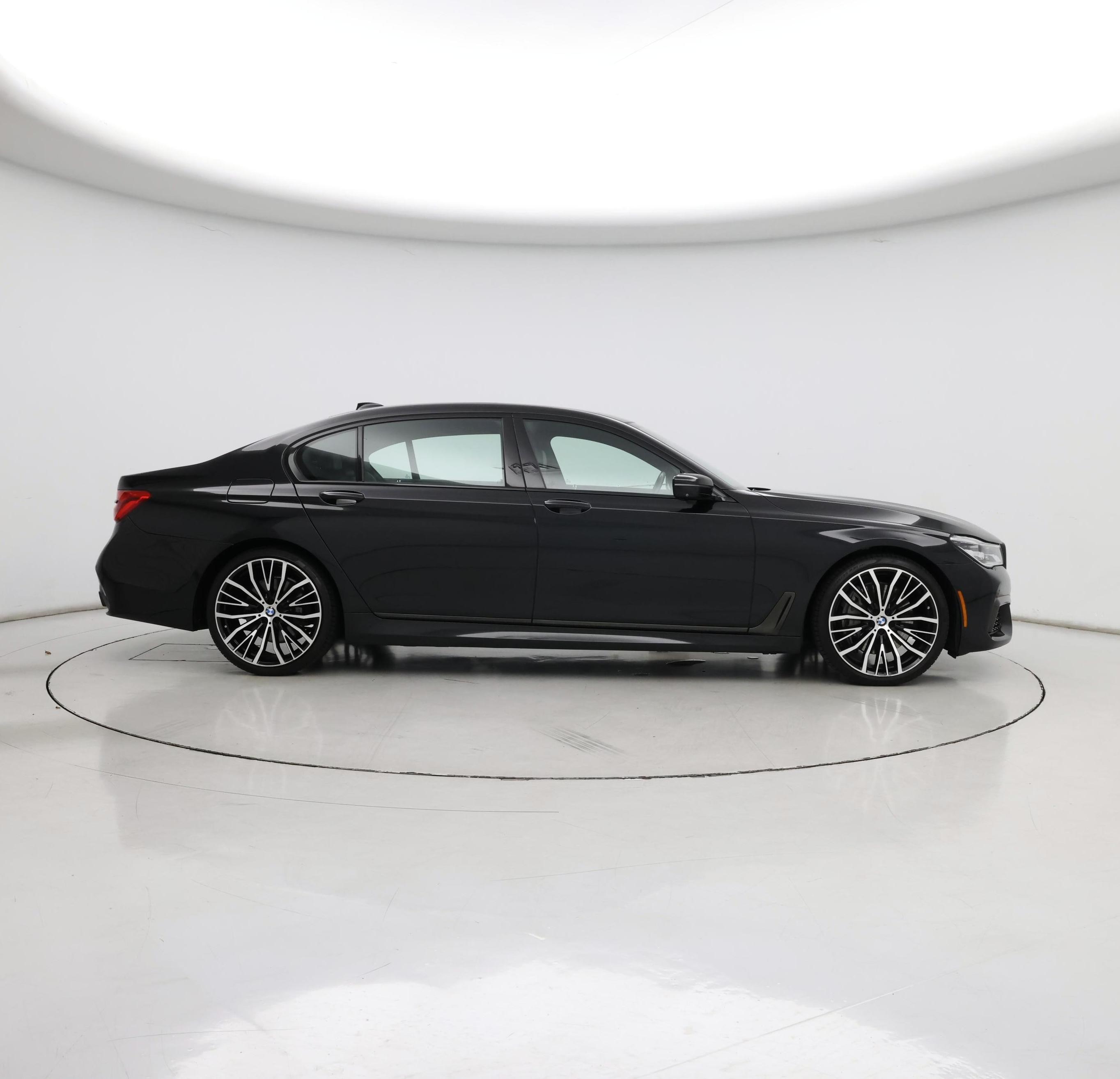 Thumbnail: 2019 BMW 7 Series - 7