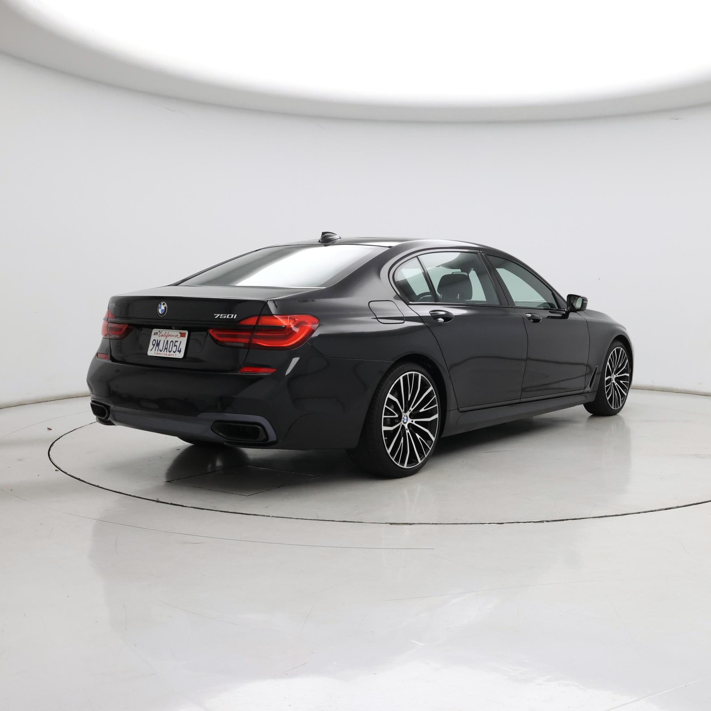 Thumbnail: 2019 BMW 7 Series - 8