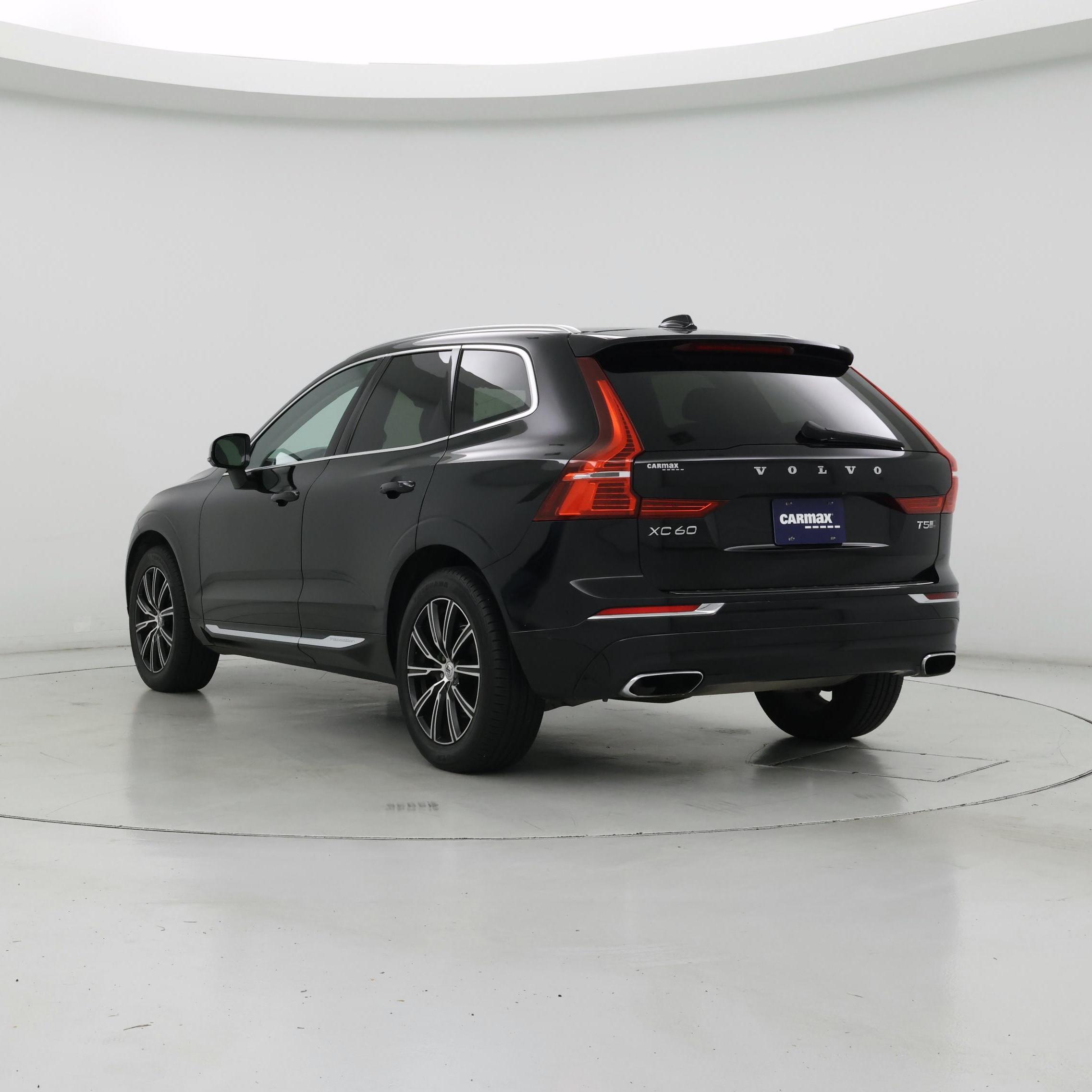 Thumbnail: 2018 Volvo XC60 - 2