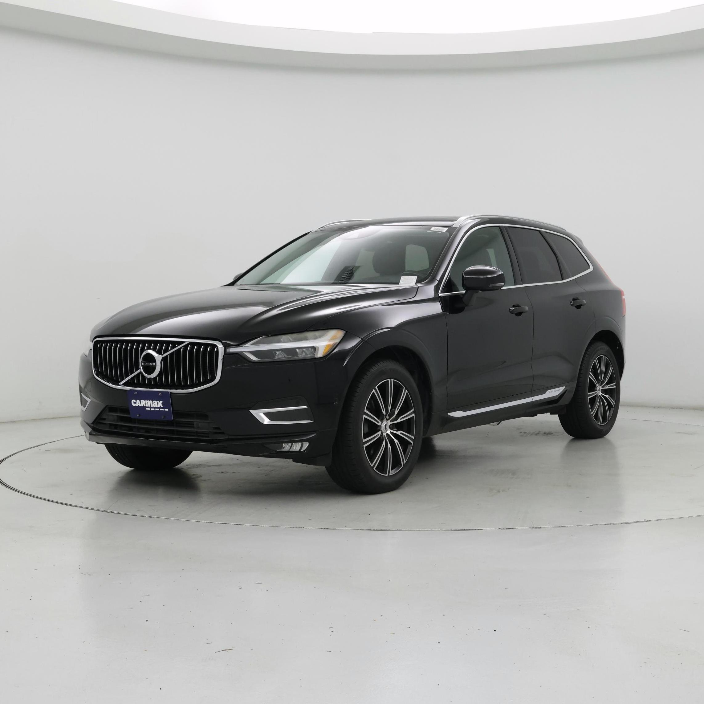 Thumbnail: 2018 Volvo XC60 - 4