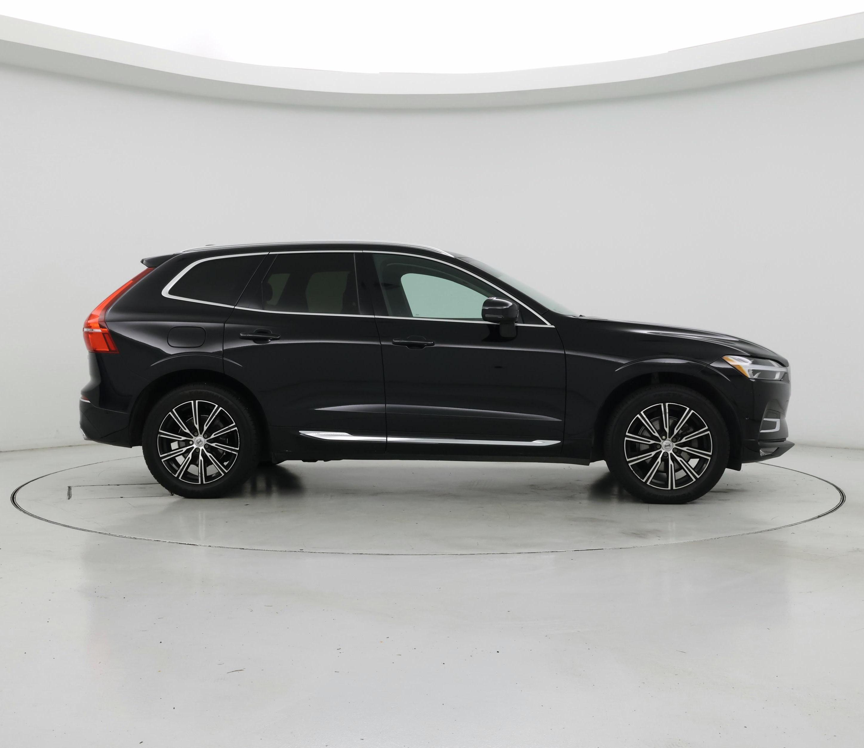 Thumbnail: 2018 Volvo XC60 - 7