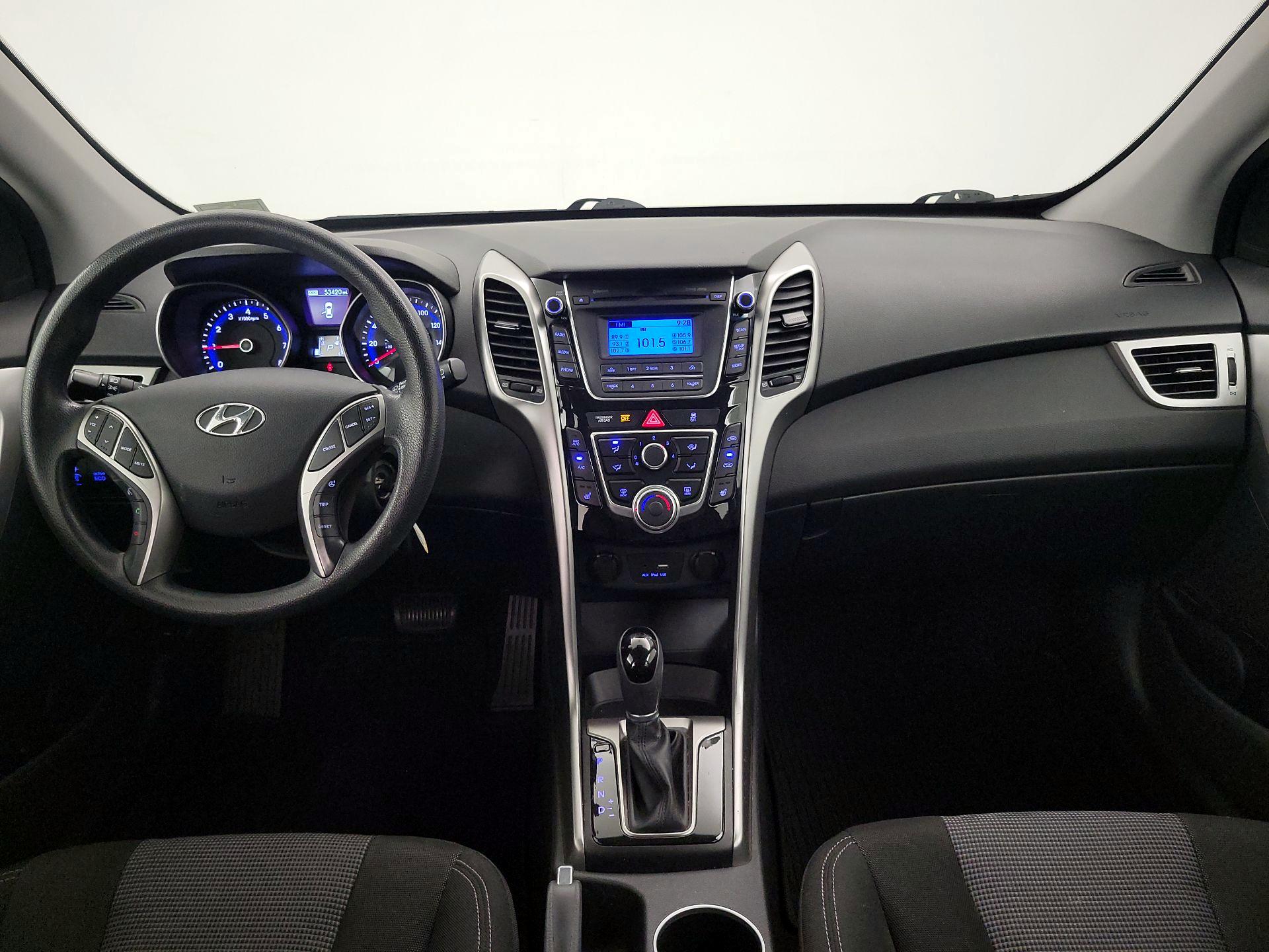 Thumbnail: 2016 Hyundai Elantra - 9