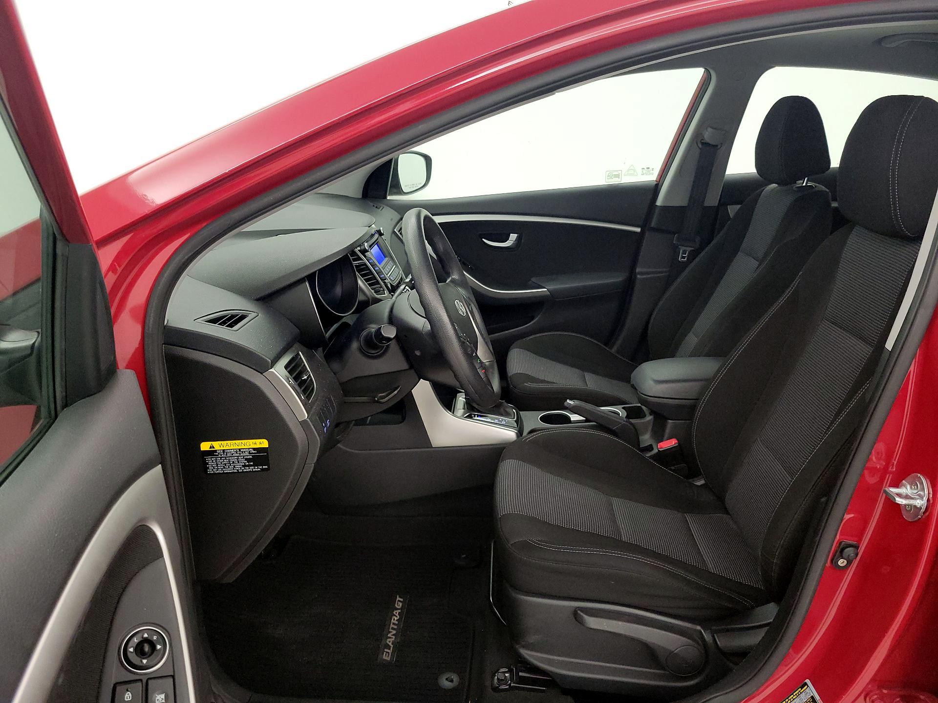 Thumbnail: 2016 Hyundai Elantra - 11