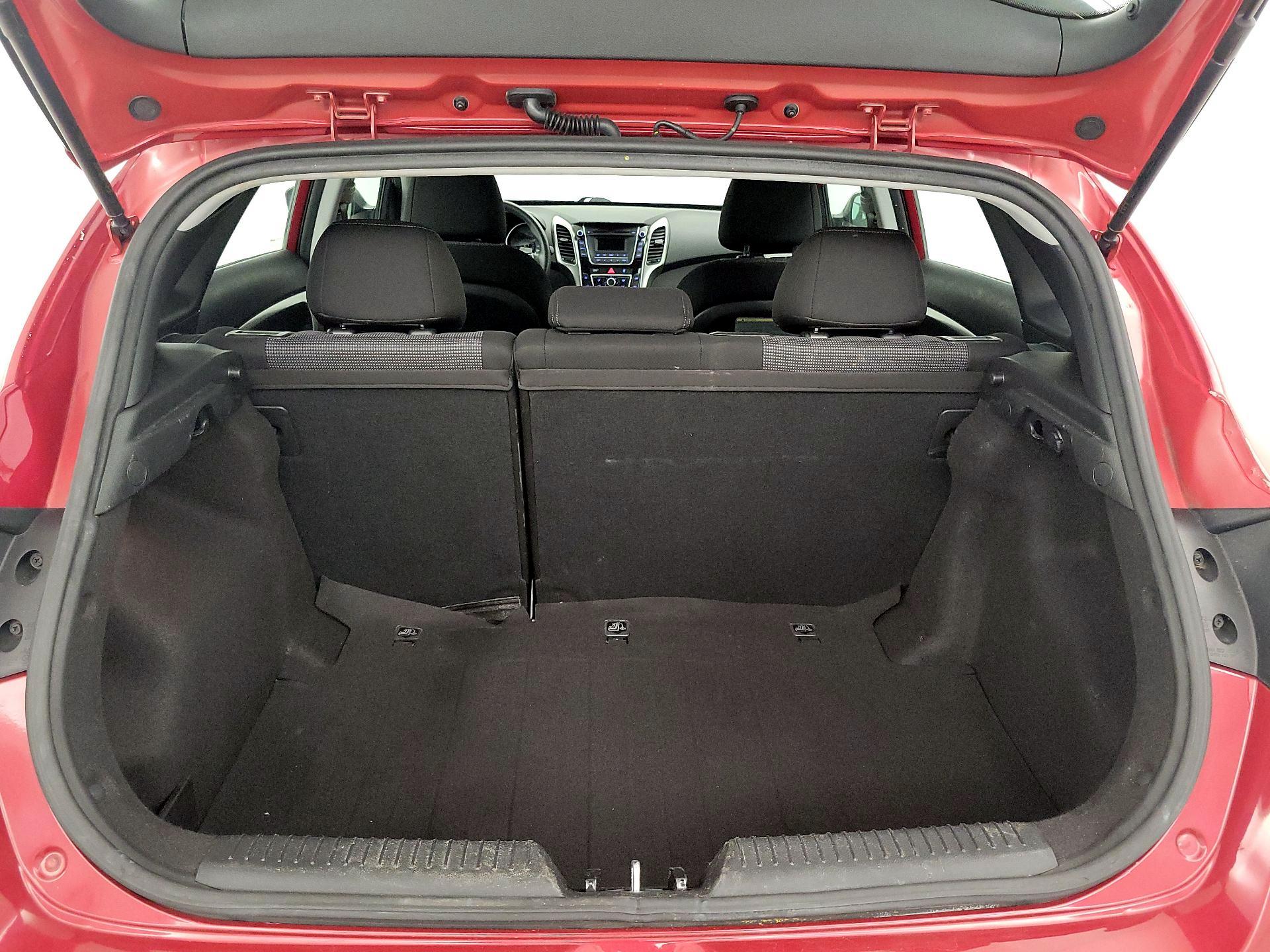 Thumbnail: 2016 Hyundai Elantra - 19