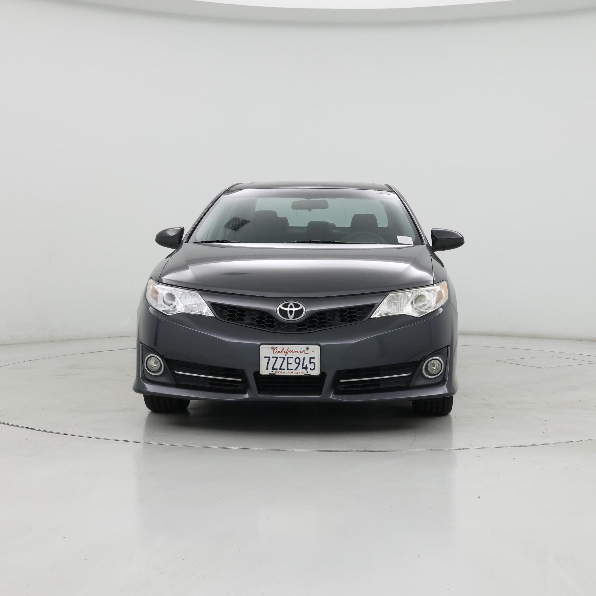 Thumbnail: 2014 Toyota Camry - 5