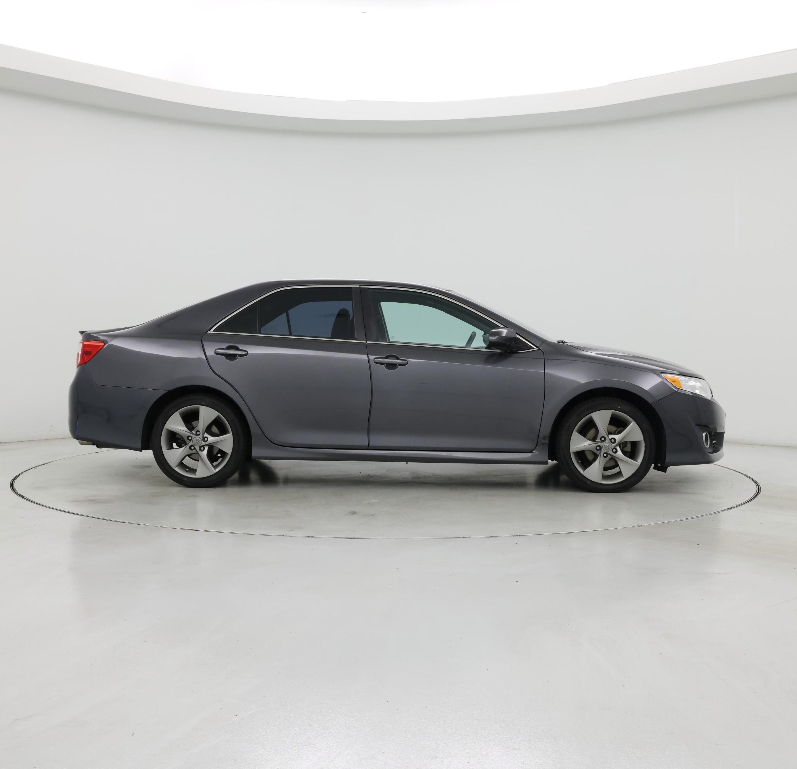 Thumbnail: 2014 Toyota Camry - 7