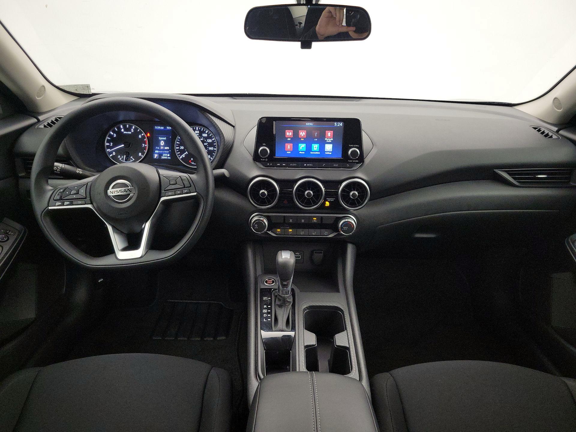 Thumbnail: 2023 Nissan Sentra - 9