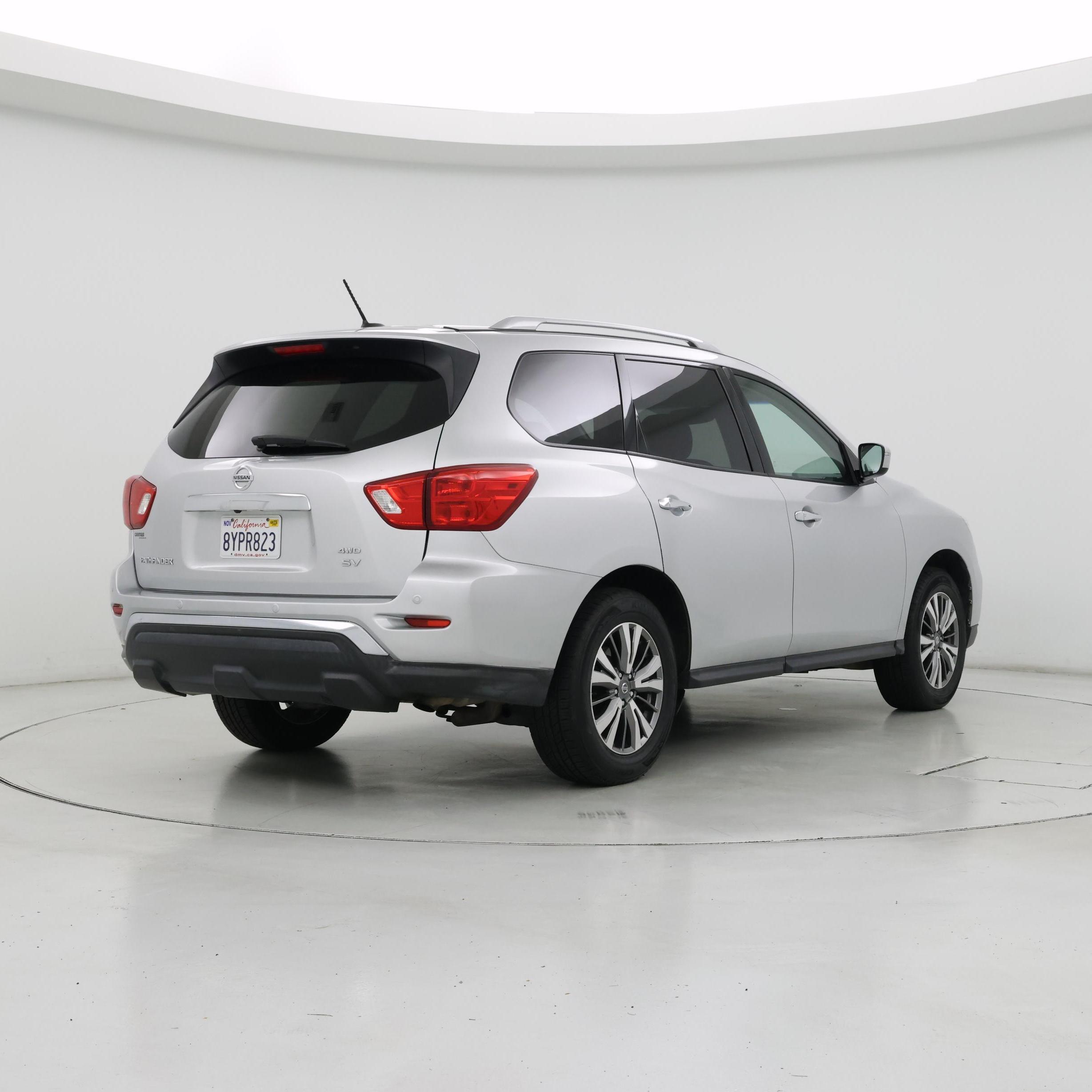 Thumbnail: 2018 Nissan Pathfinder - 8