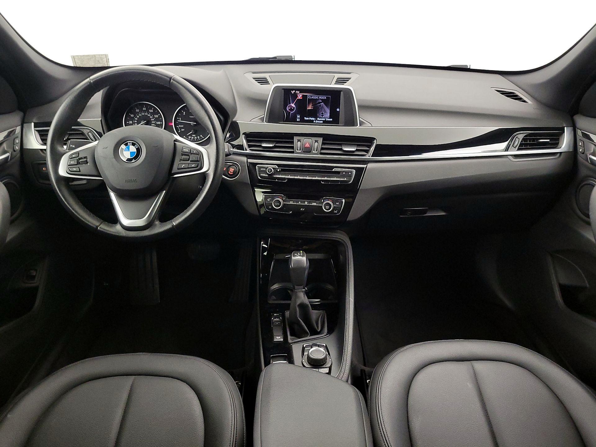 Thumbnail: 2016 BMW X1 - 9