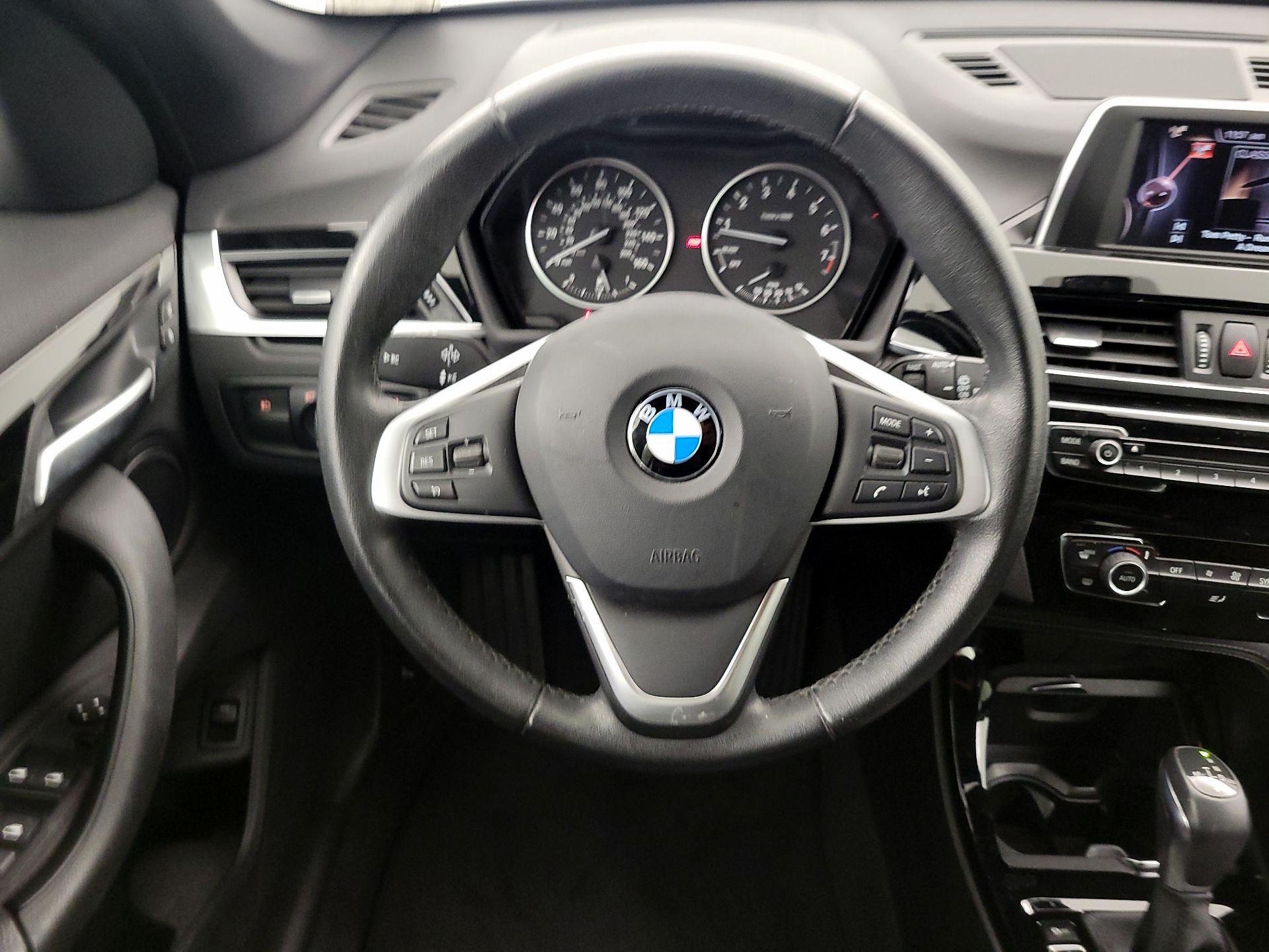 Thumbnail: 2016 BMW X1 - 10