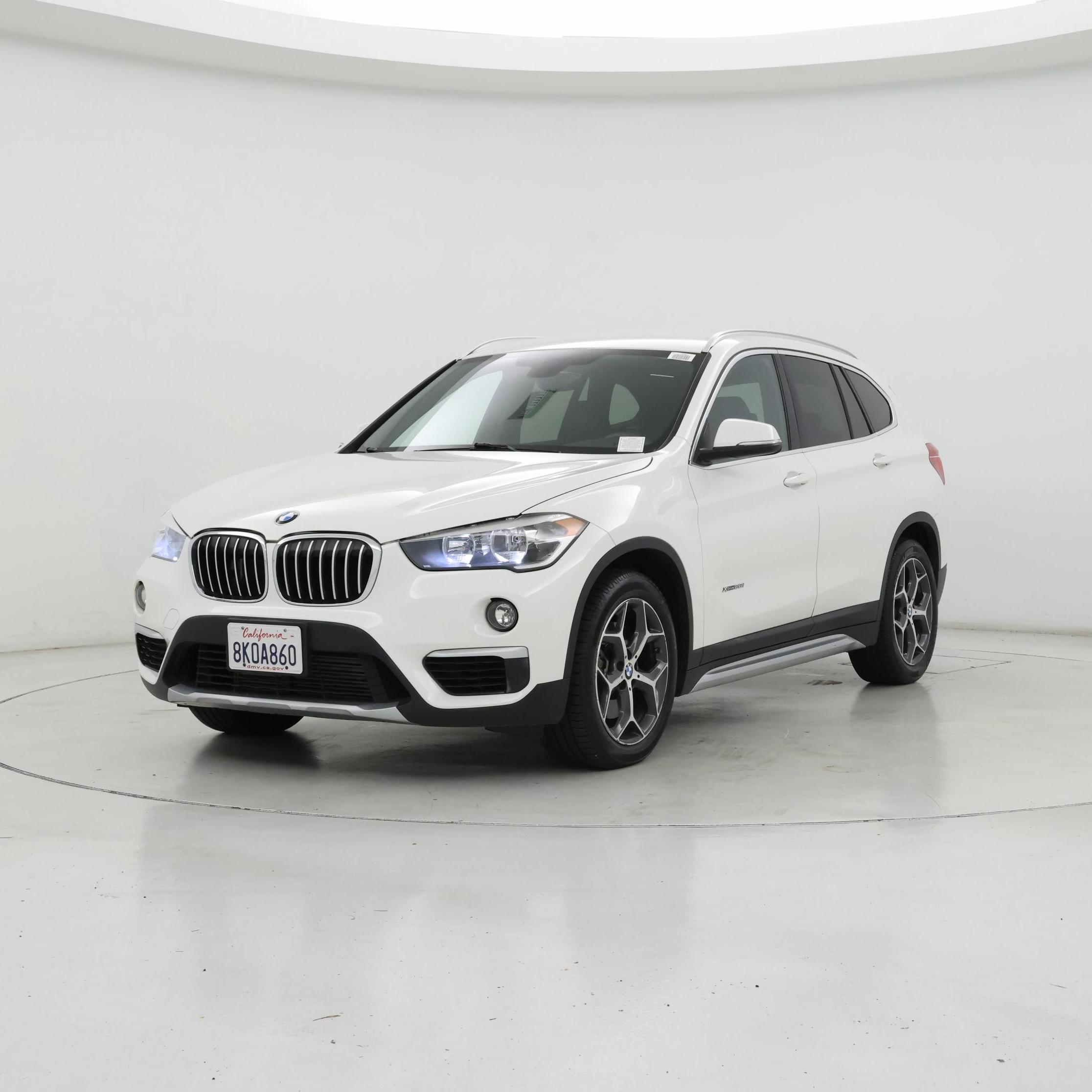 Thumbnail: 2016 BMW X1 - 4