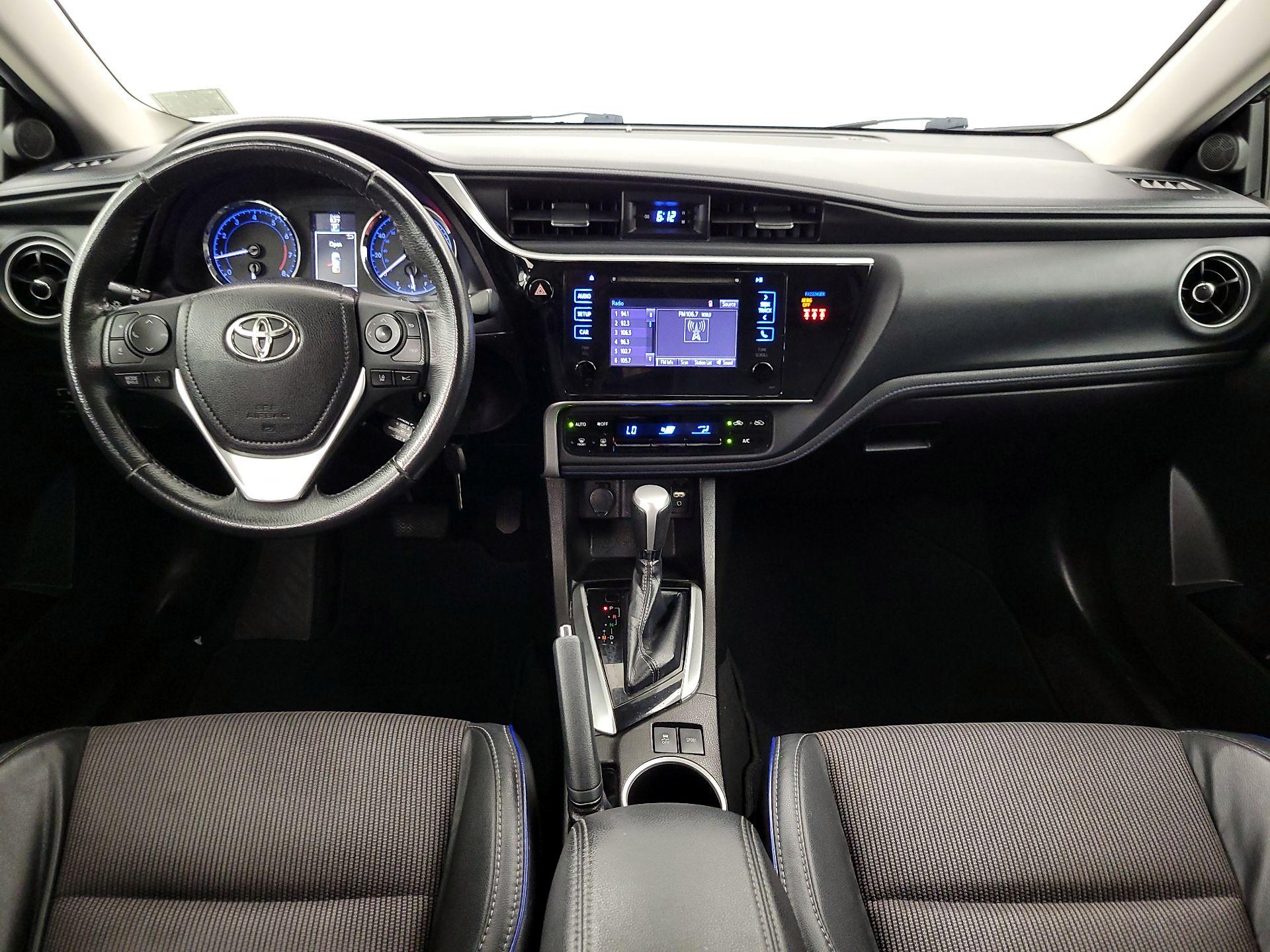 Thumbnail: 2018 Toyota Corolla - 9