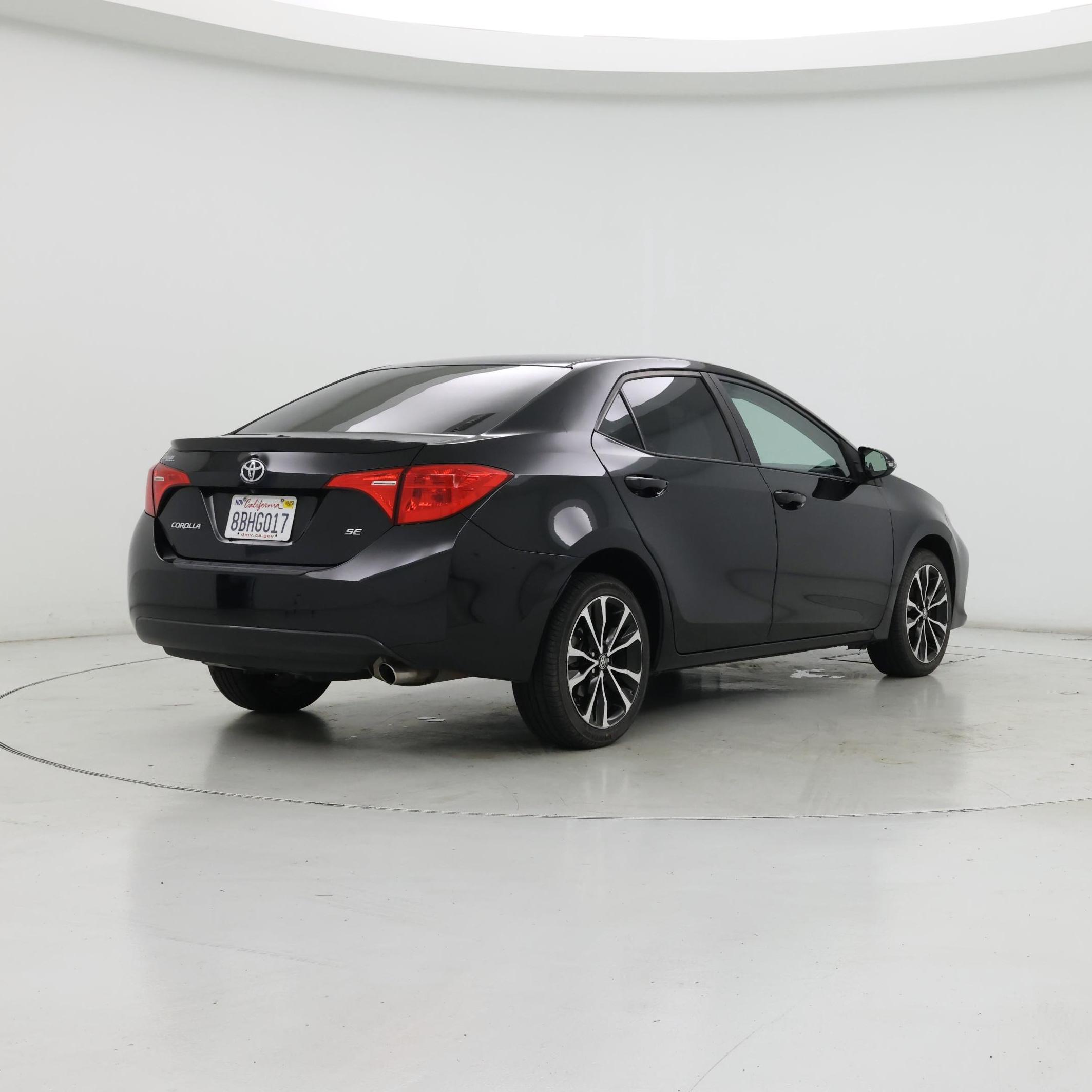 Thumbnail: 2018 Toyota Corolla - 8
