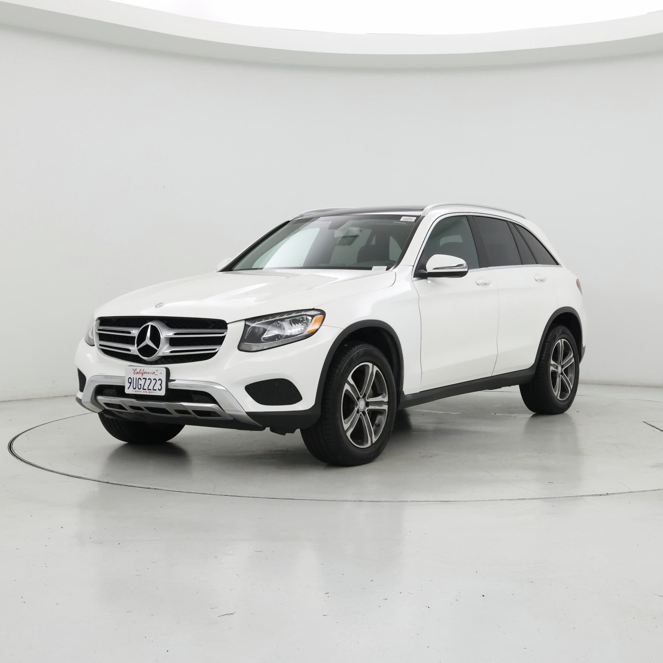 Thumbnail: 2016 Mercedes-Benz GLC - 4