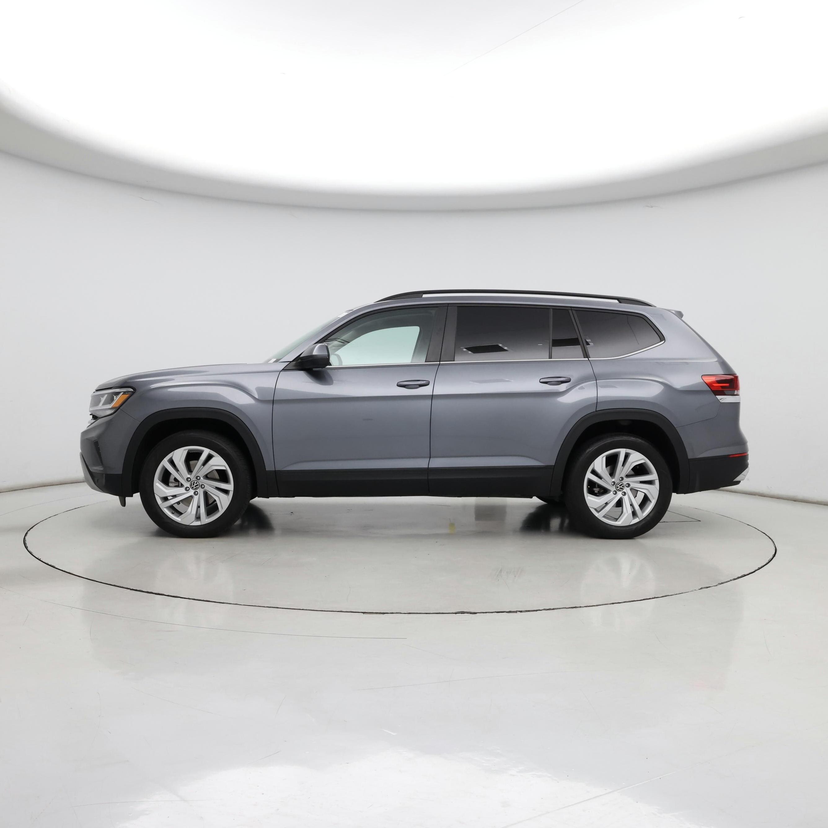 Thumbnail: 2022 Volkswagen Atlas - 3