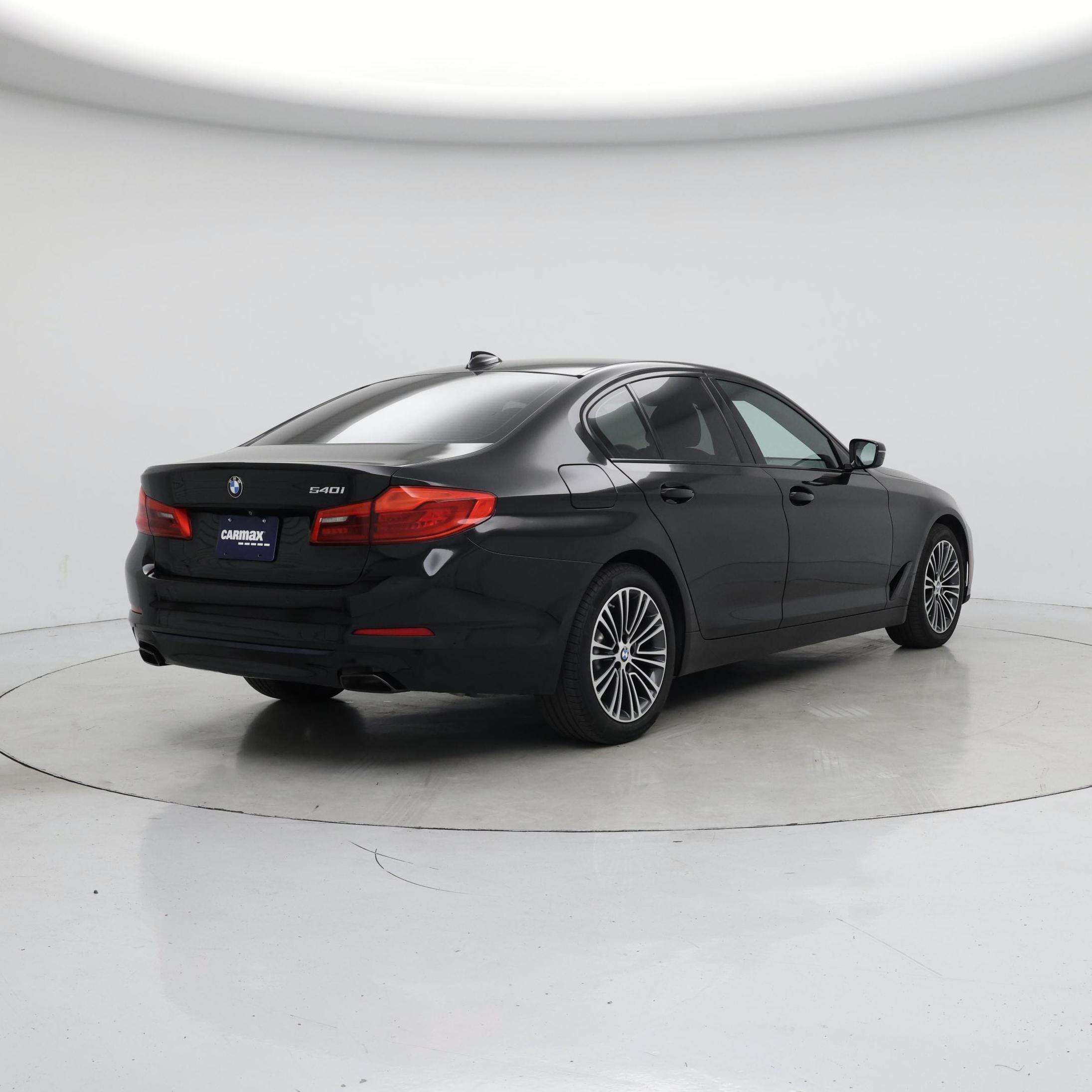 Thumbnail: 2019 BMW 5 Series - 8