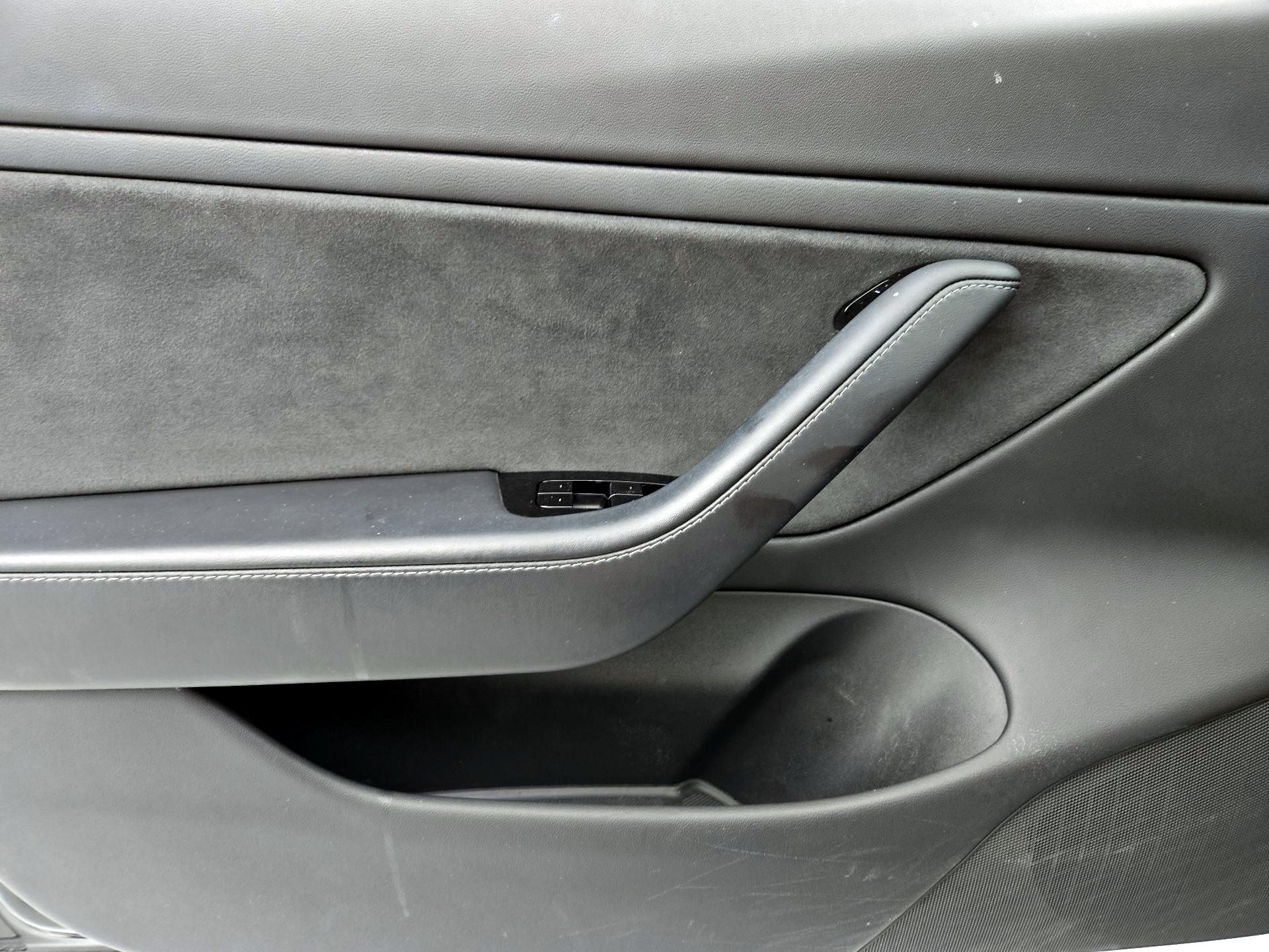 Thumbnail: 2018 Tesla Model 3 - 12