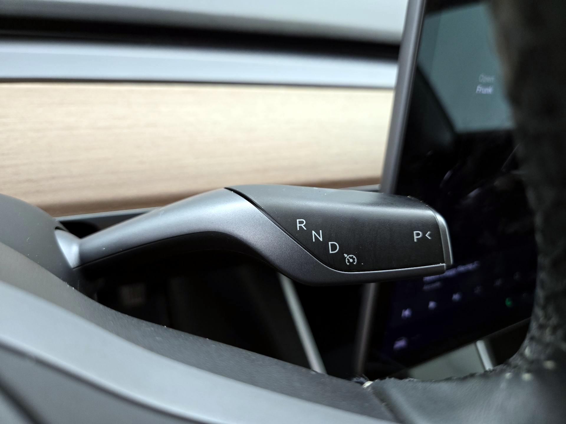 Thumbnail: 2018 Tesla Model 3 - 17