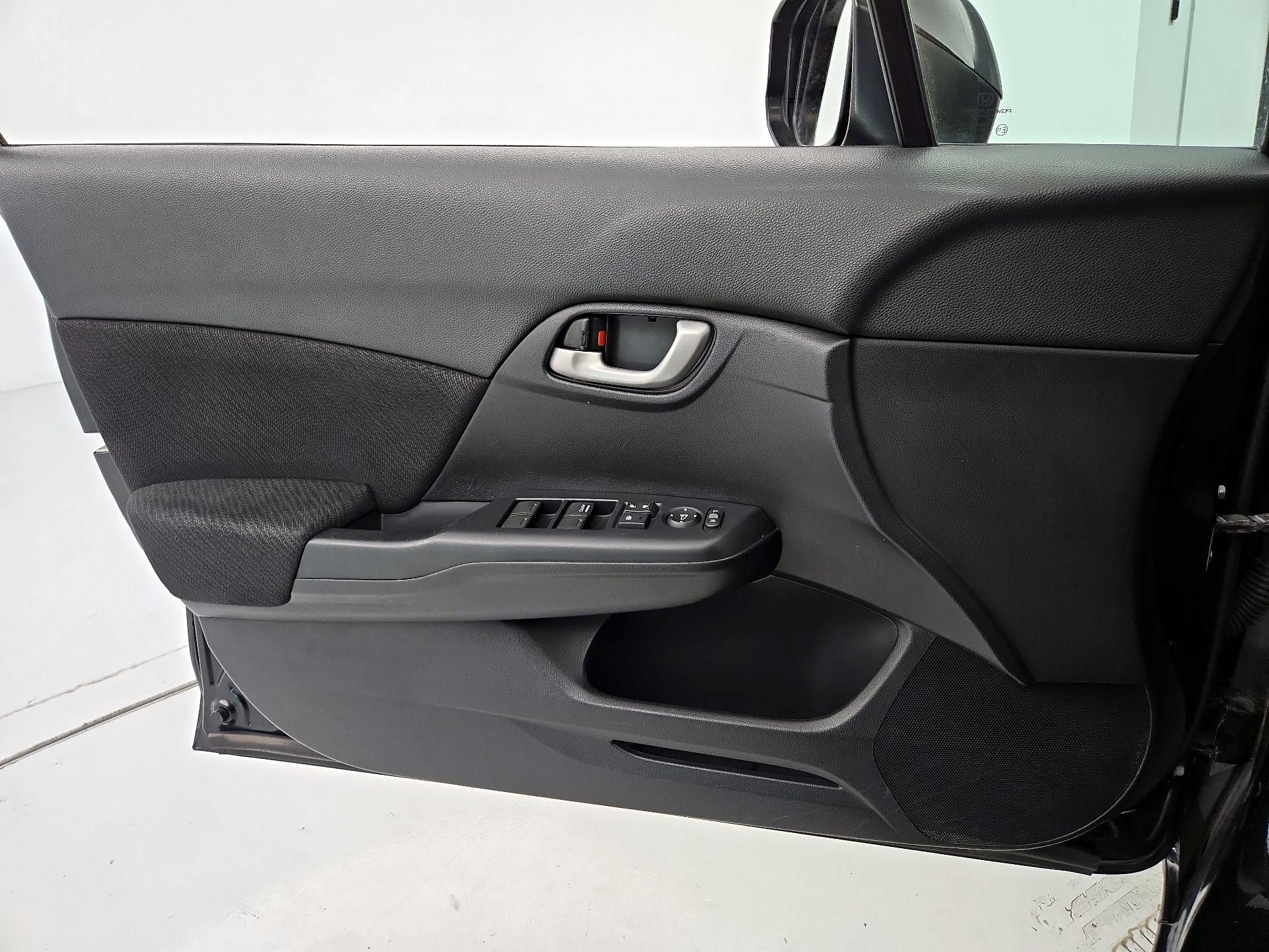 Thumbnail: 2013 Honda Civic - 12