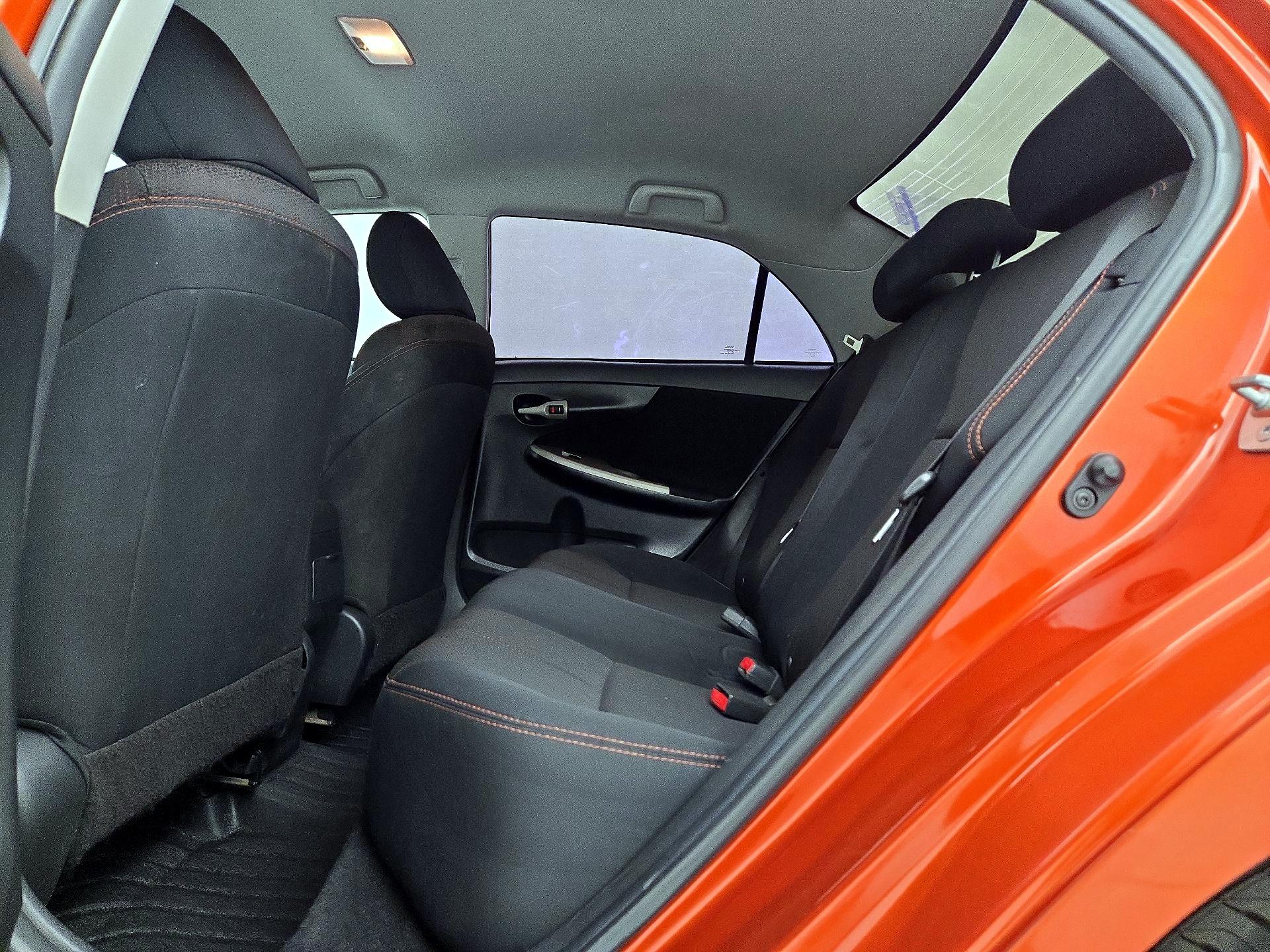 Thumbnail: 2013 Toyota Corolla - 19