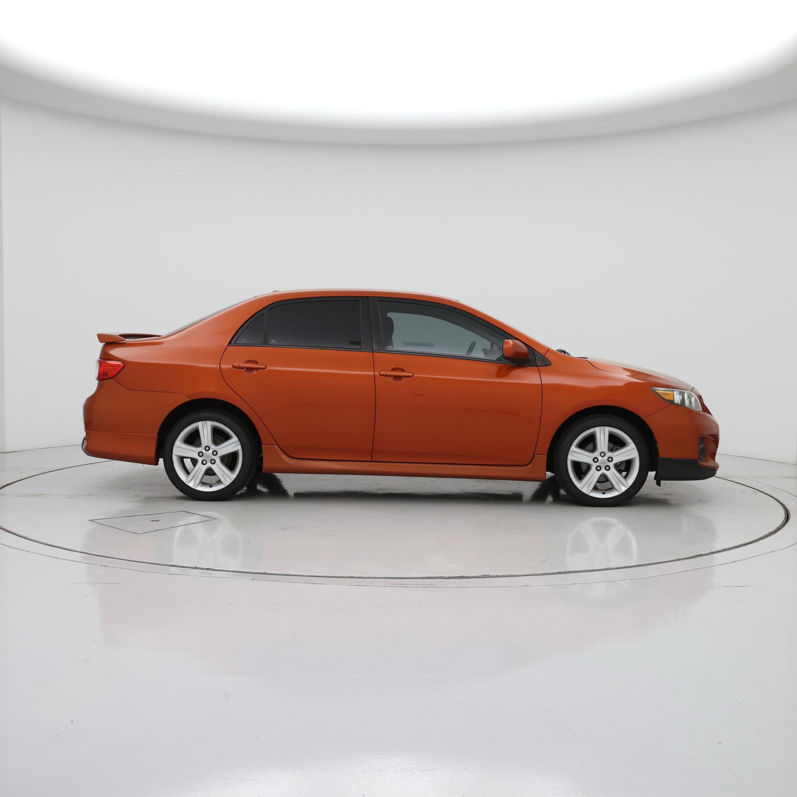 Thumbnail: 2013 Toyota Corolla - 7