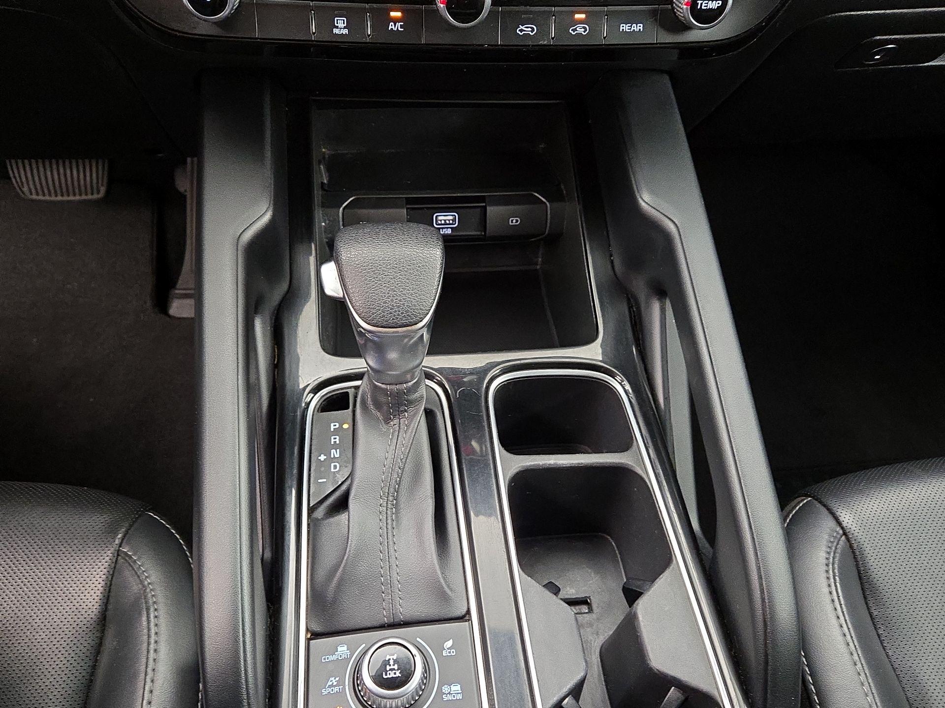 Thumbnail: 2020 Kia Telluride - 17