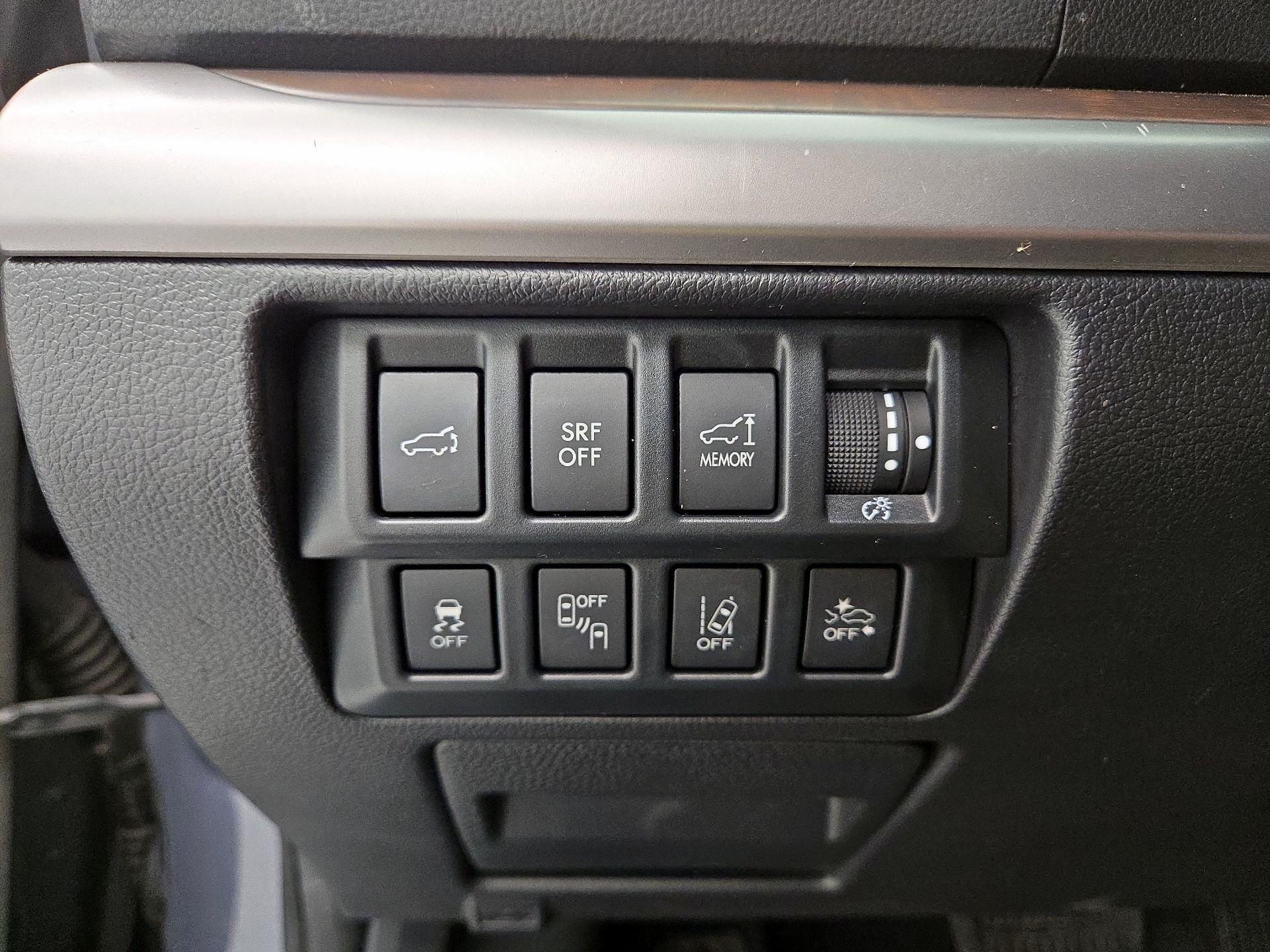 Thumbnail: 2015 Subaru Outback - 13