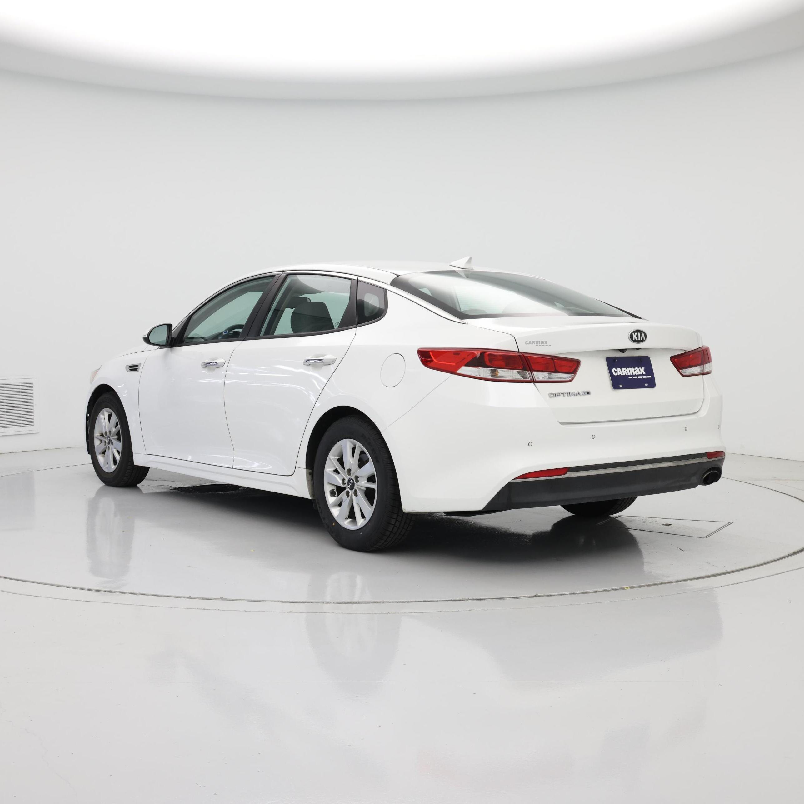 Thumbnail: 2018 Kia Optima - 2