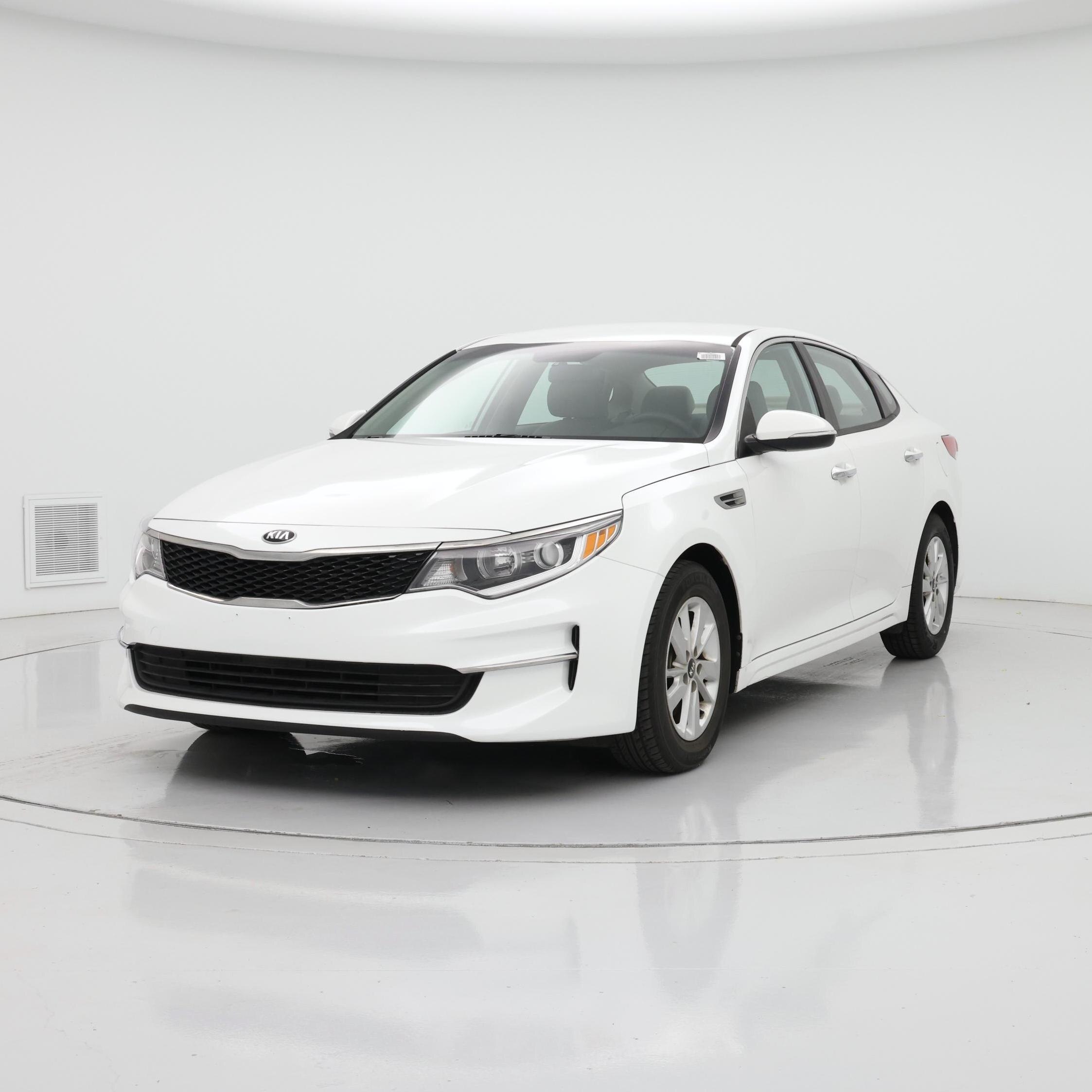 Thumbnail: 2018 Kia Optima - 4