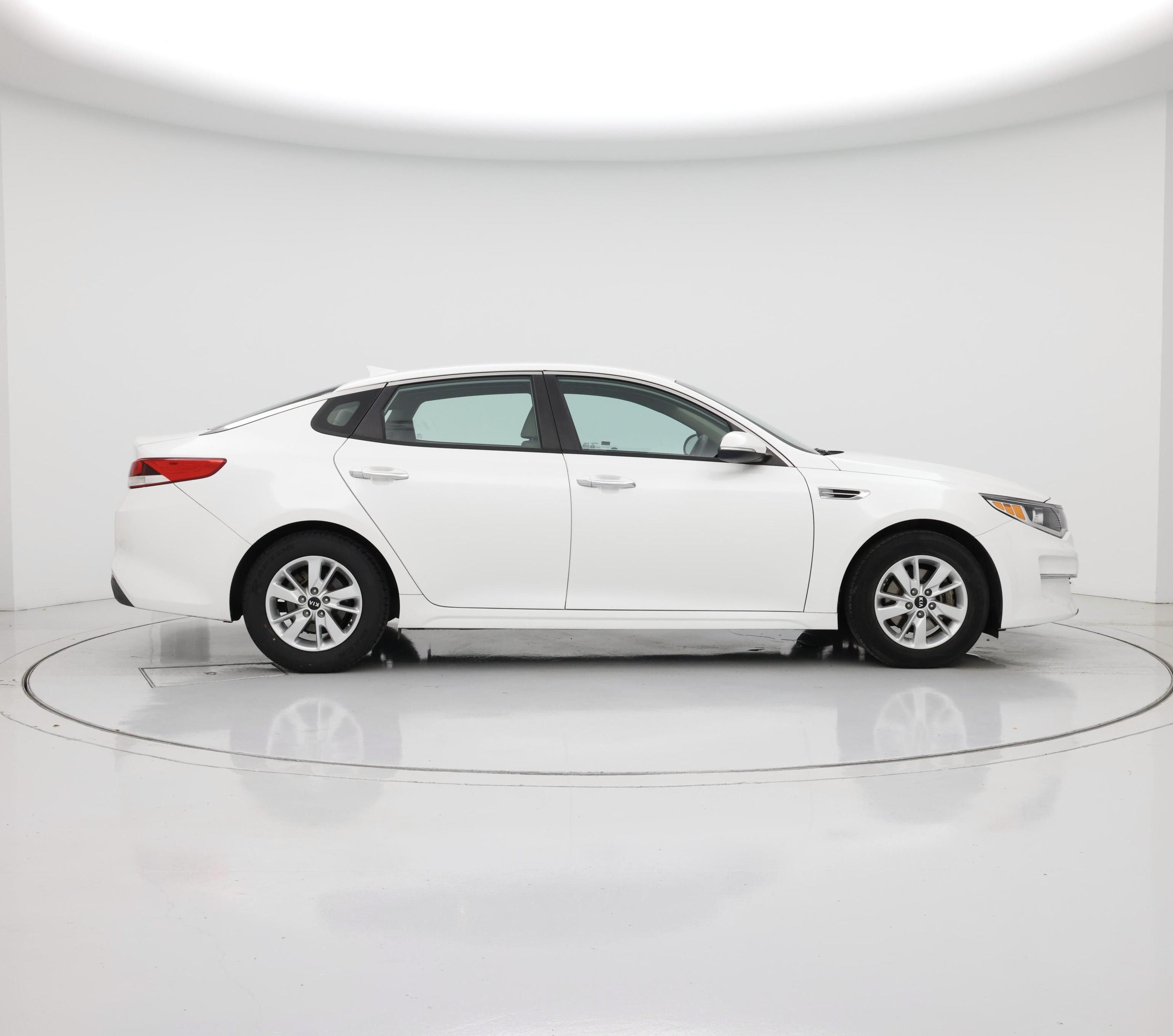 Thumbnail: 2018 Kia Optima - 7