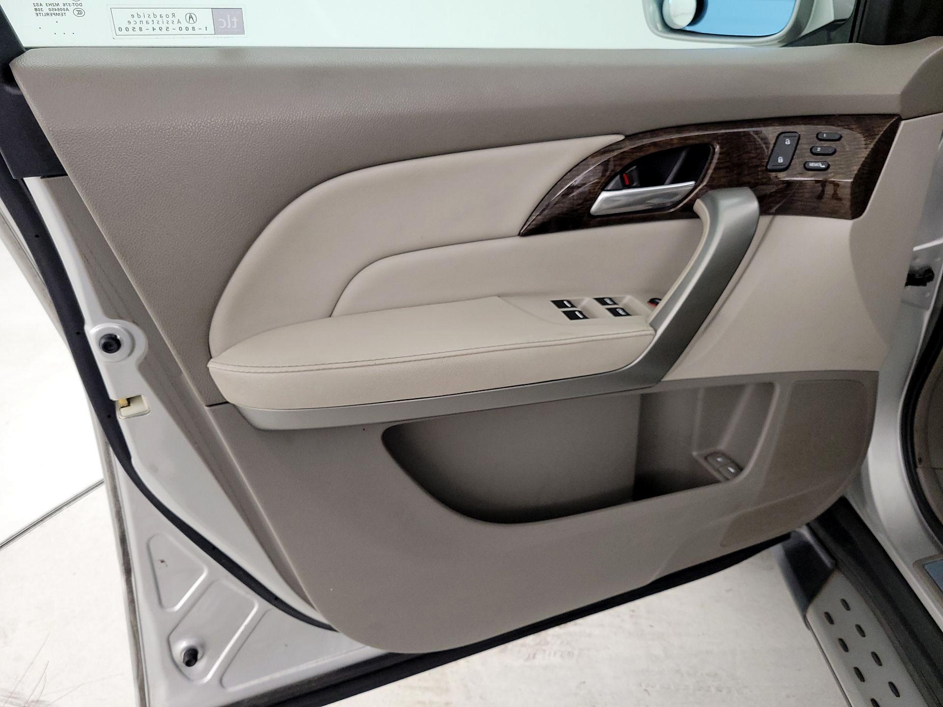 Thumbnail: 2013 Acura MDX - 12