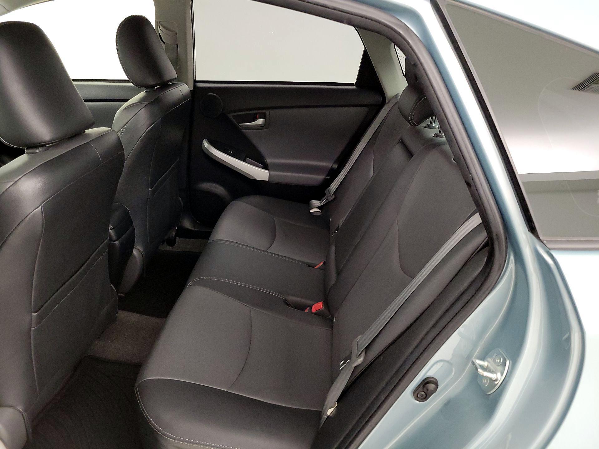 Thumbnail: 2014 Toyota Prius - 19