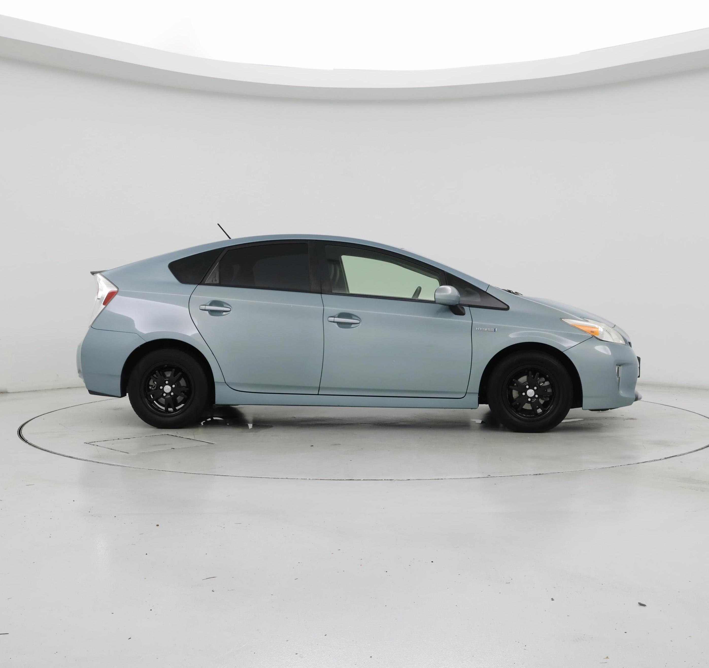 Thumbnail: 2014 Toyota Prius - 7