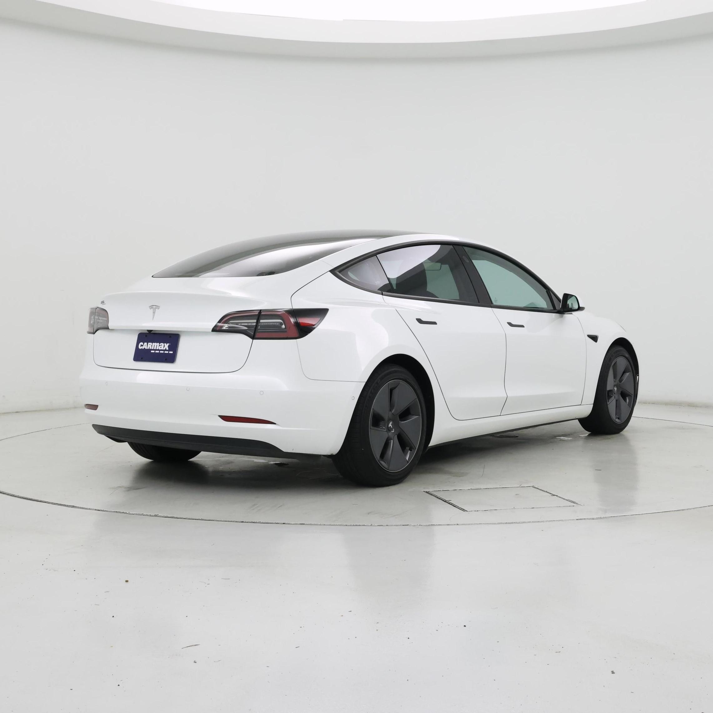 Thumbnail: 2021 Tesla Model 3 - 8