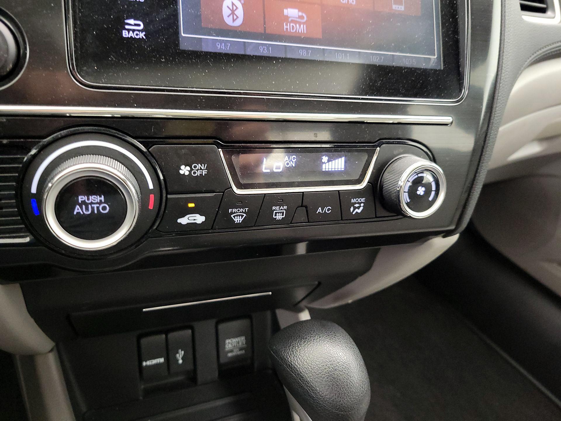 Thumbnail: 2015 Honda Civic - 16