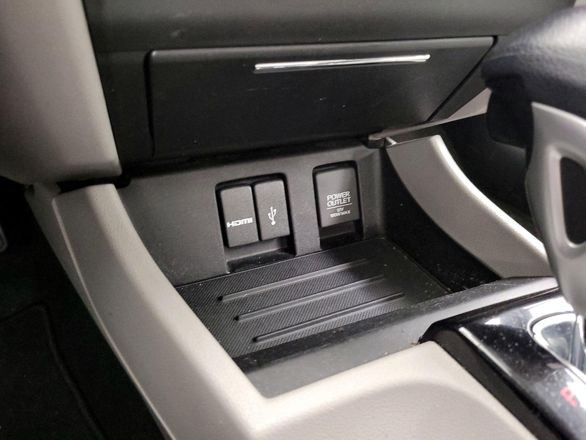 Thumbnail: 2015 Honda Civic - 18