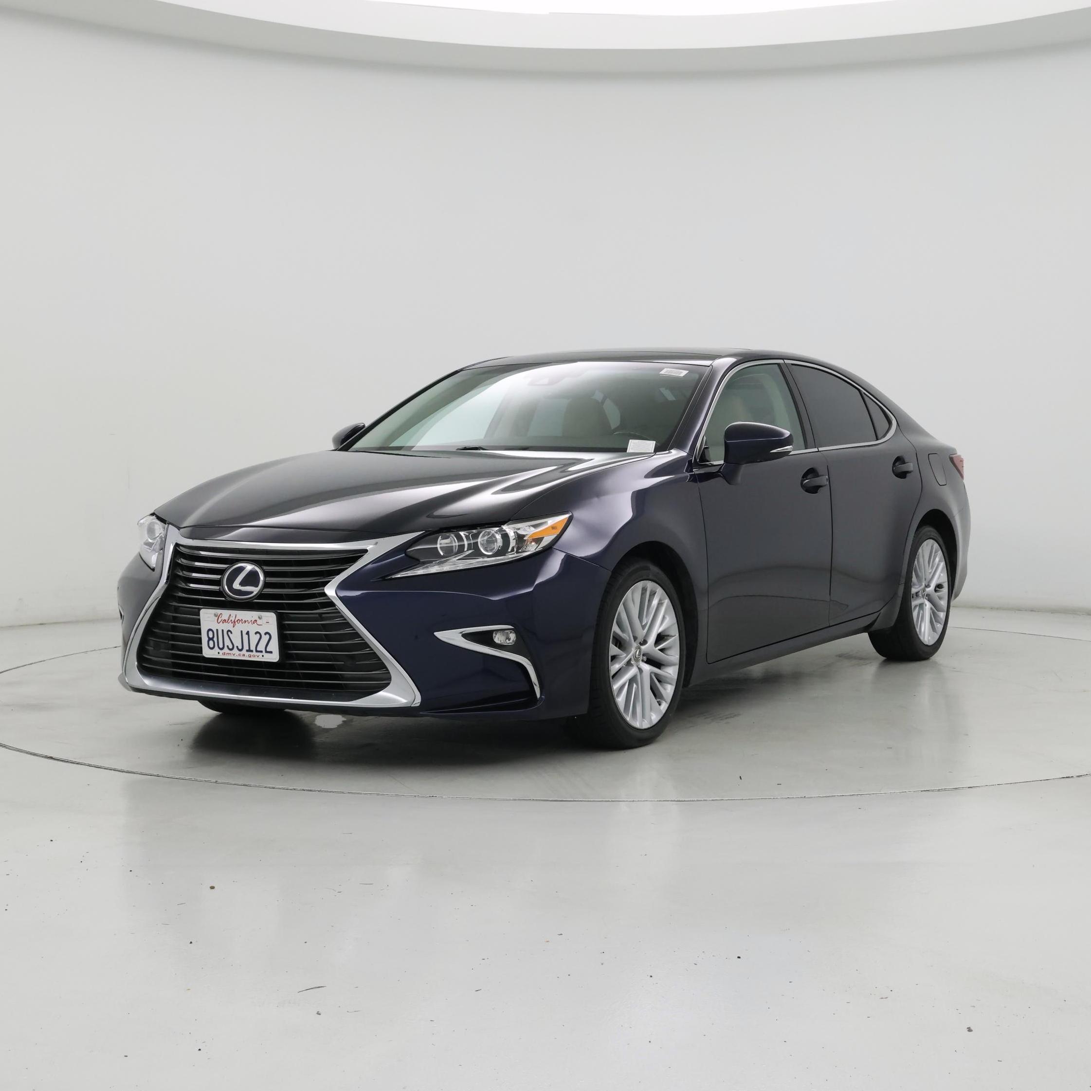 Thumbnail: 2018 Lexus ES - 4