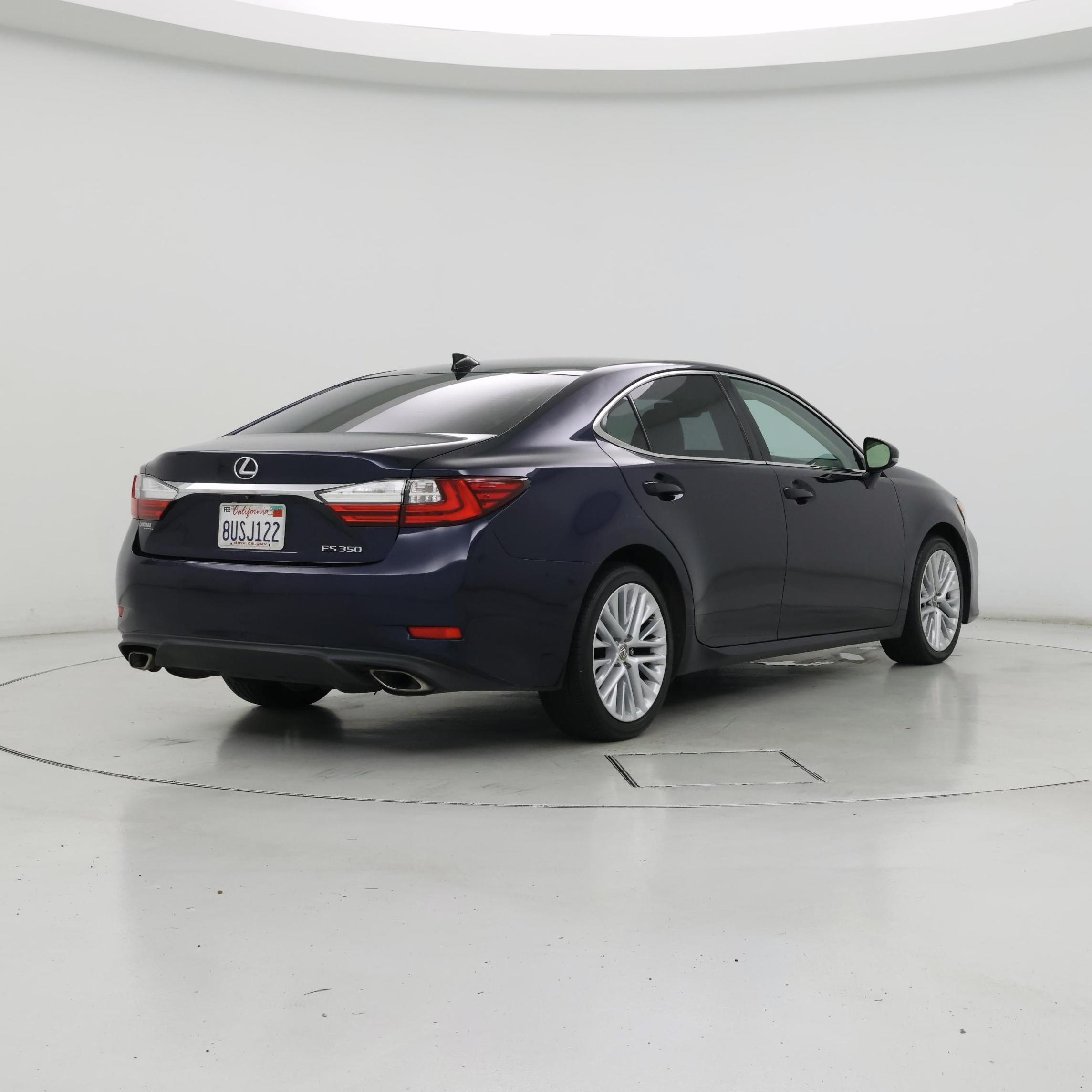 Thumbnail: 2018 Lexus ES - 8