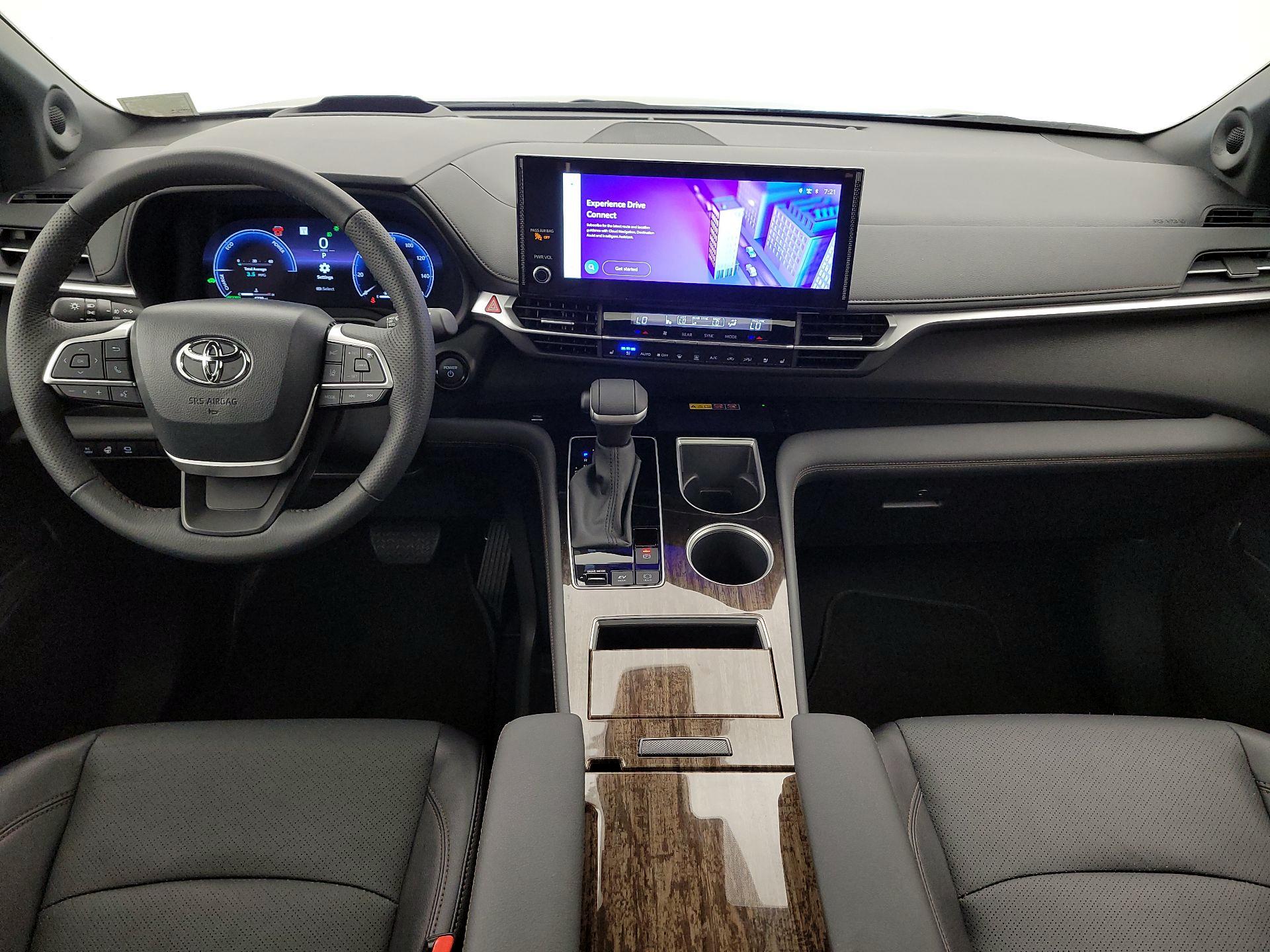 Thumbnail: 2025 Toyota Sienna - 9