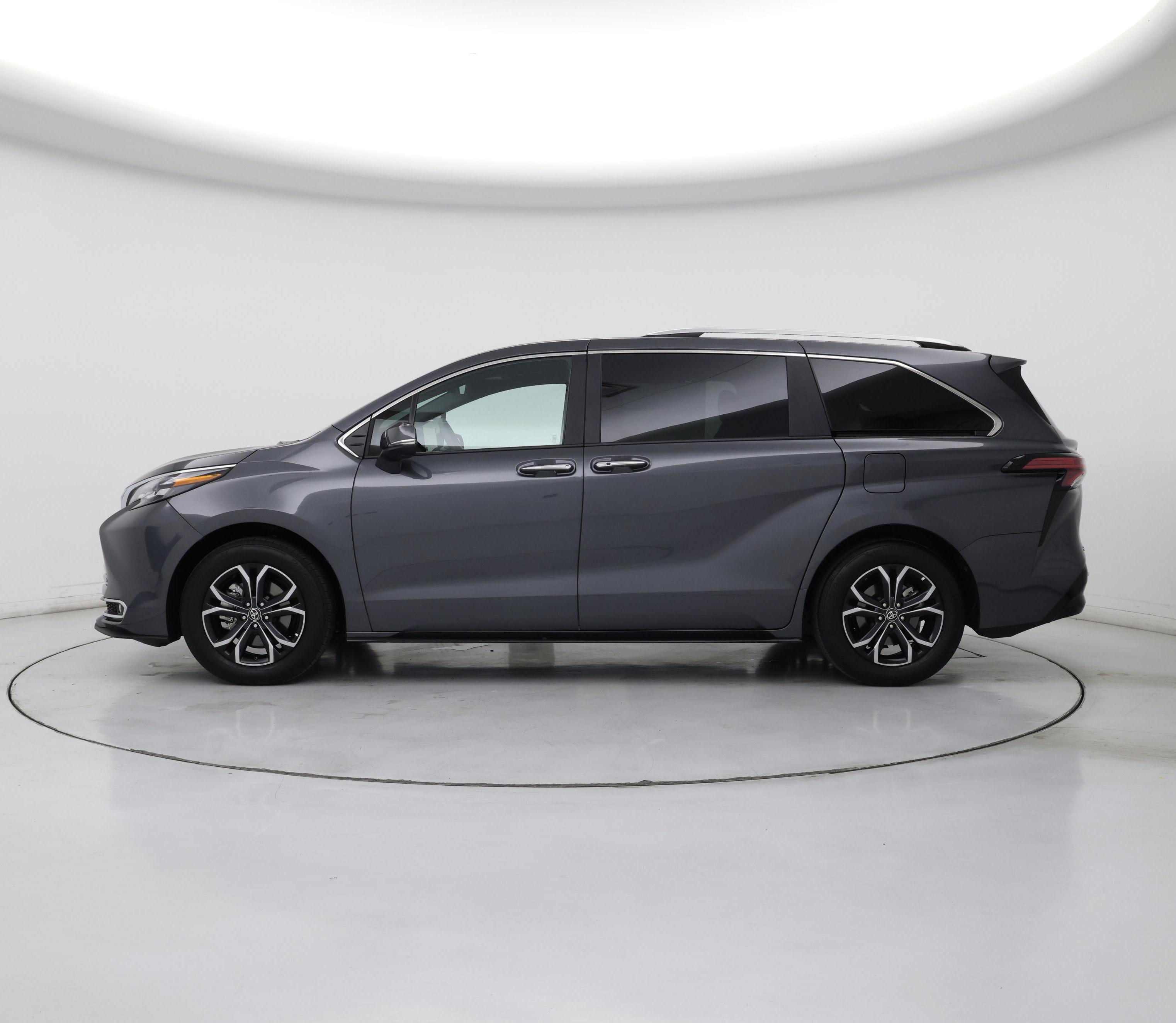 Thumbnail: 2025 Toyota Sienna - 3