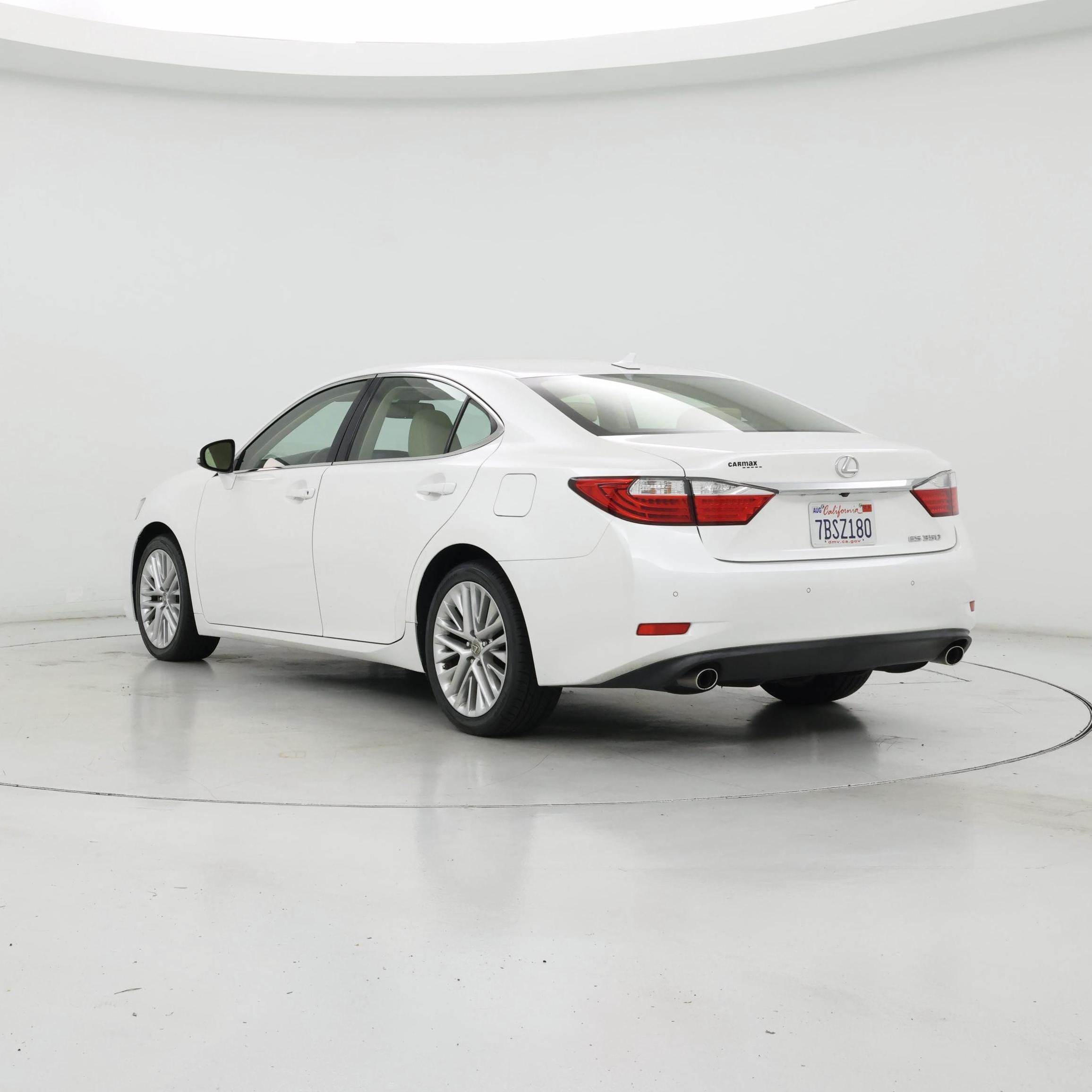Thumbnail: 2014 Lexus ES - 2
