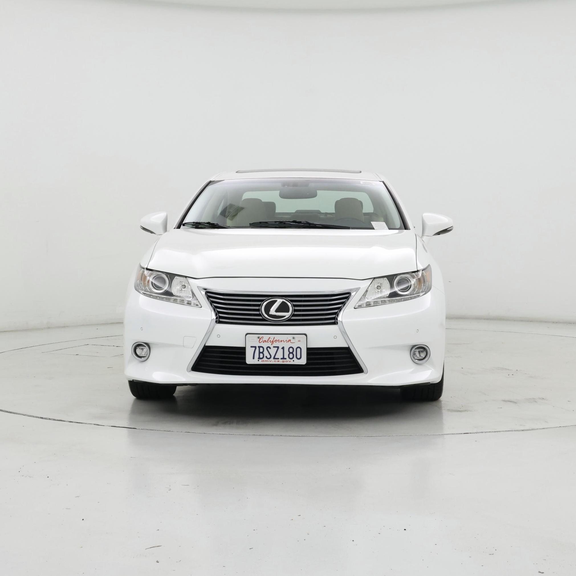 Thumbnail: 2014 Lexus ES - 5